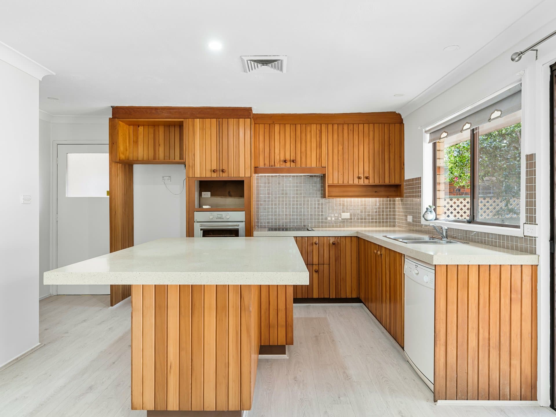 22 Partridge Ave, Castle Hill, Castle Hill - Thumbnail 5