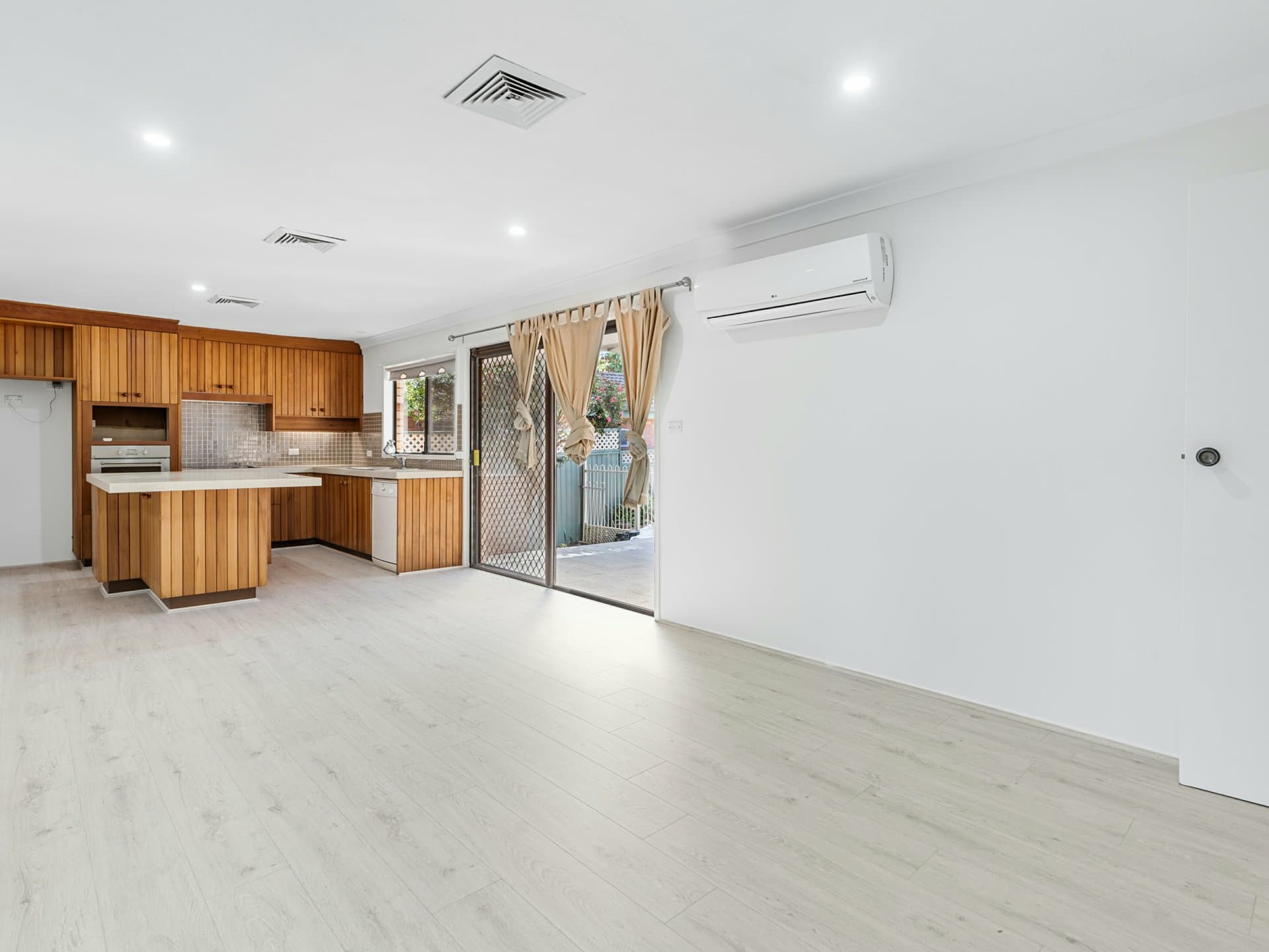 22 Partridge Ave, Castle Hill, Castle Hill - Thumbnail 6