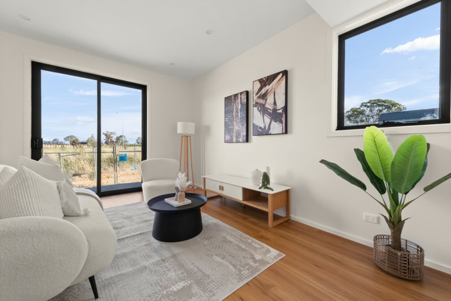 Shine, Corkery Crescent, Taylor, Taylor - Thumbnail 3