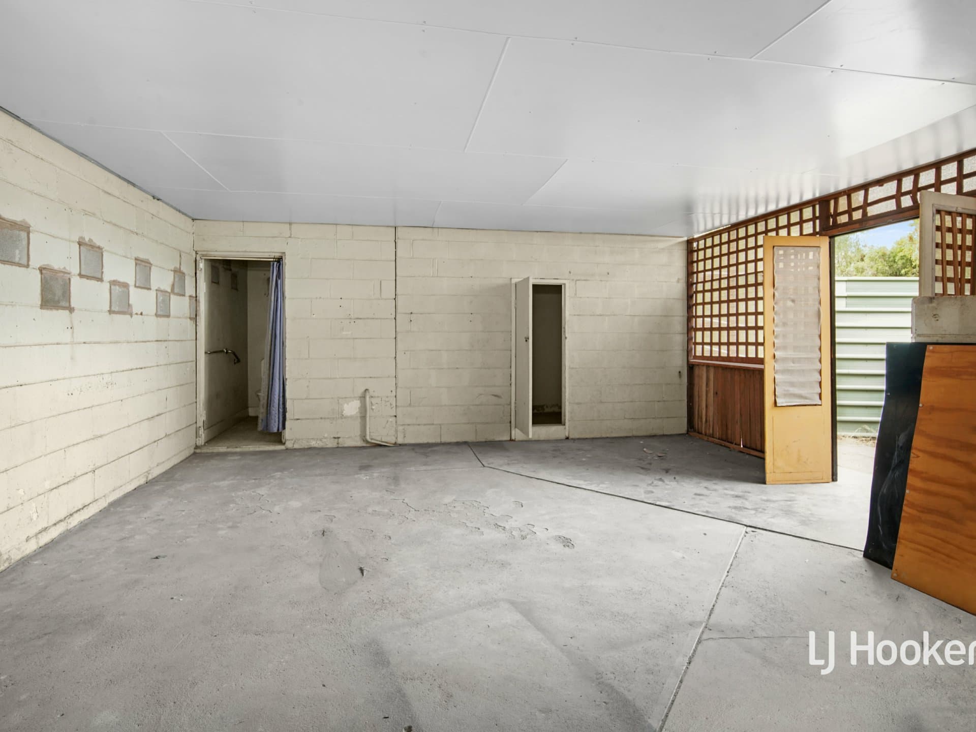 1B Raggatt Street, East Side, East Side - Thumbnail 4