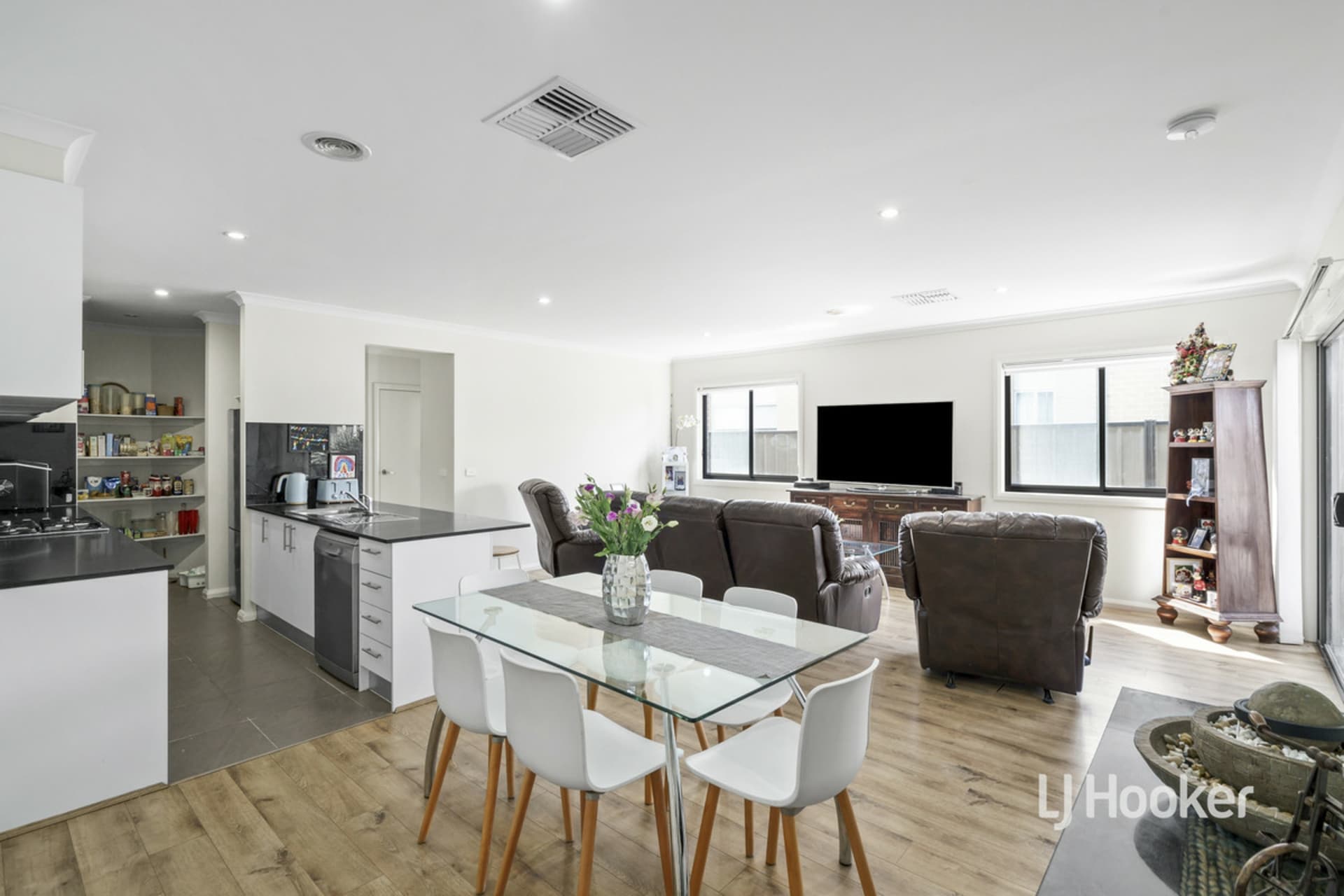 81 Terrene Terrace, Point Cook, Point Cook - Thumbnail 6