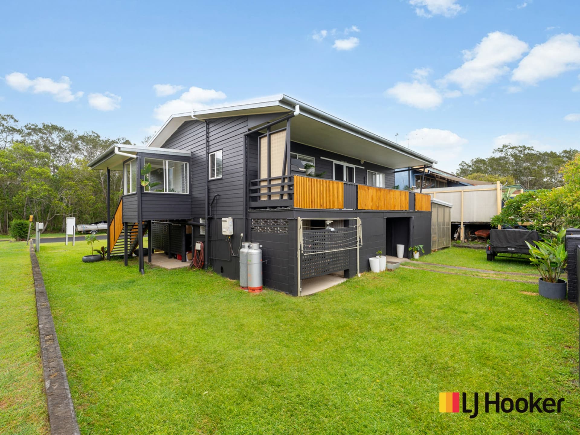 13 Oyster Channel Road, Micalo Island, Micalo Island - Thumbnail 2