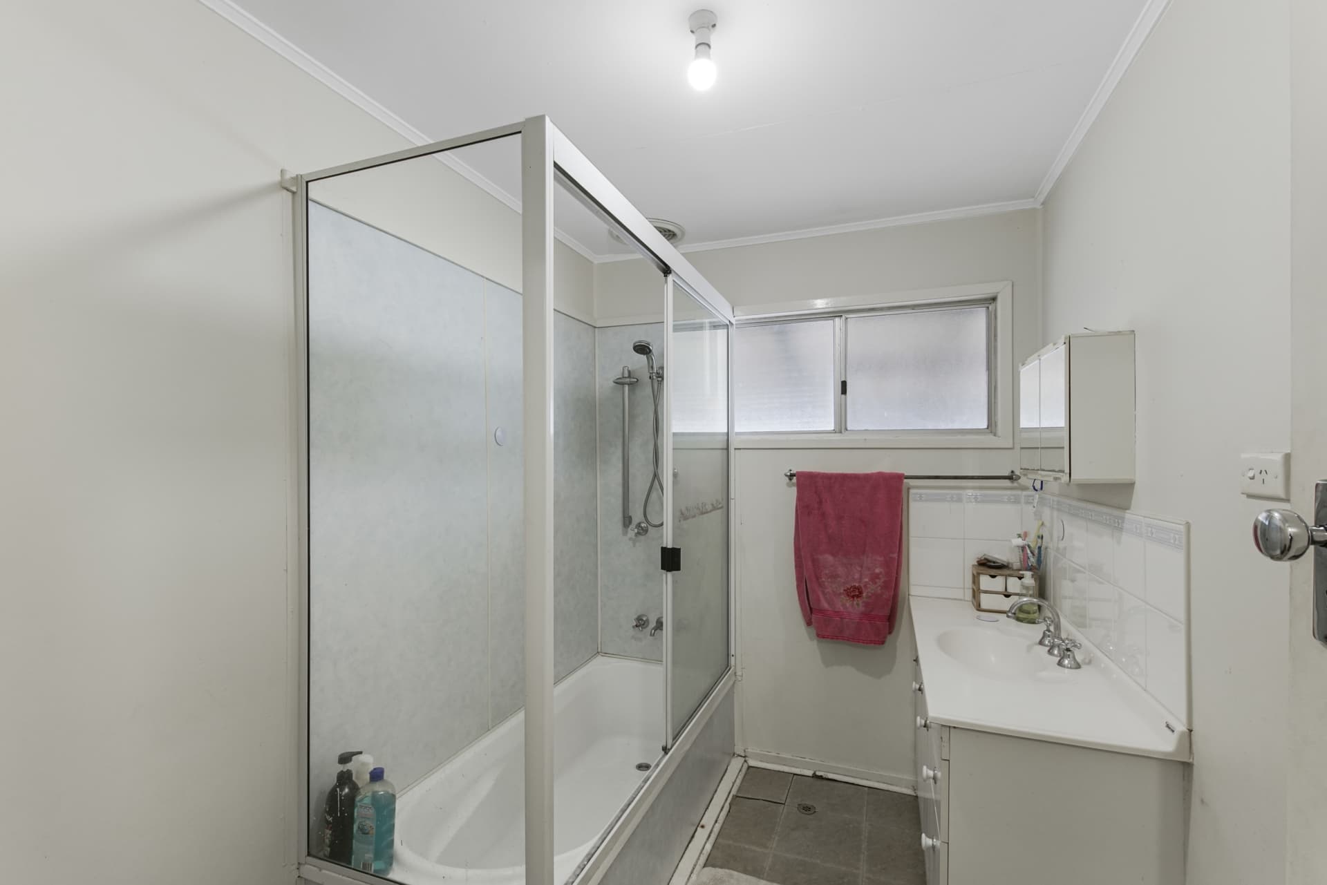 9 Perry Street, Dysart, Dysart - Thumbnail 5