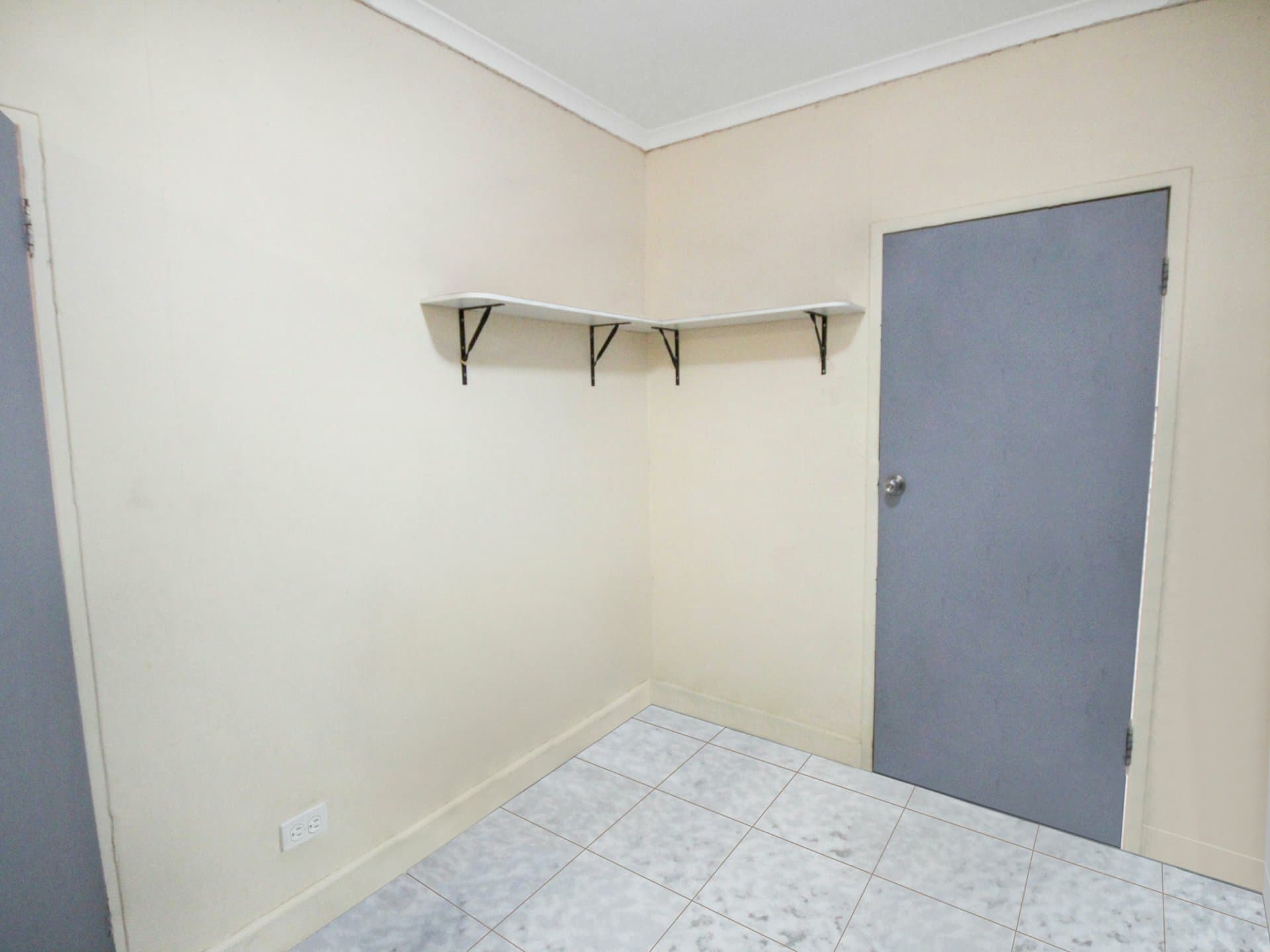 13 Lucy Street, Katherine, Katherine - Thumbnail 3