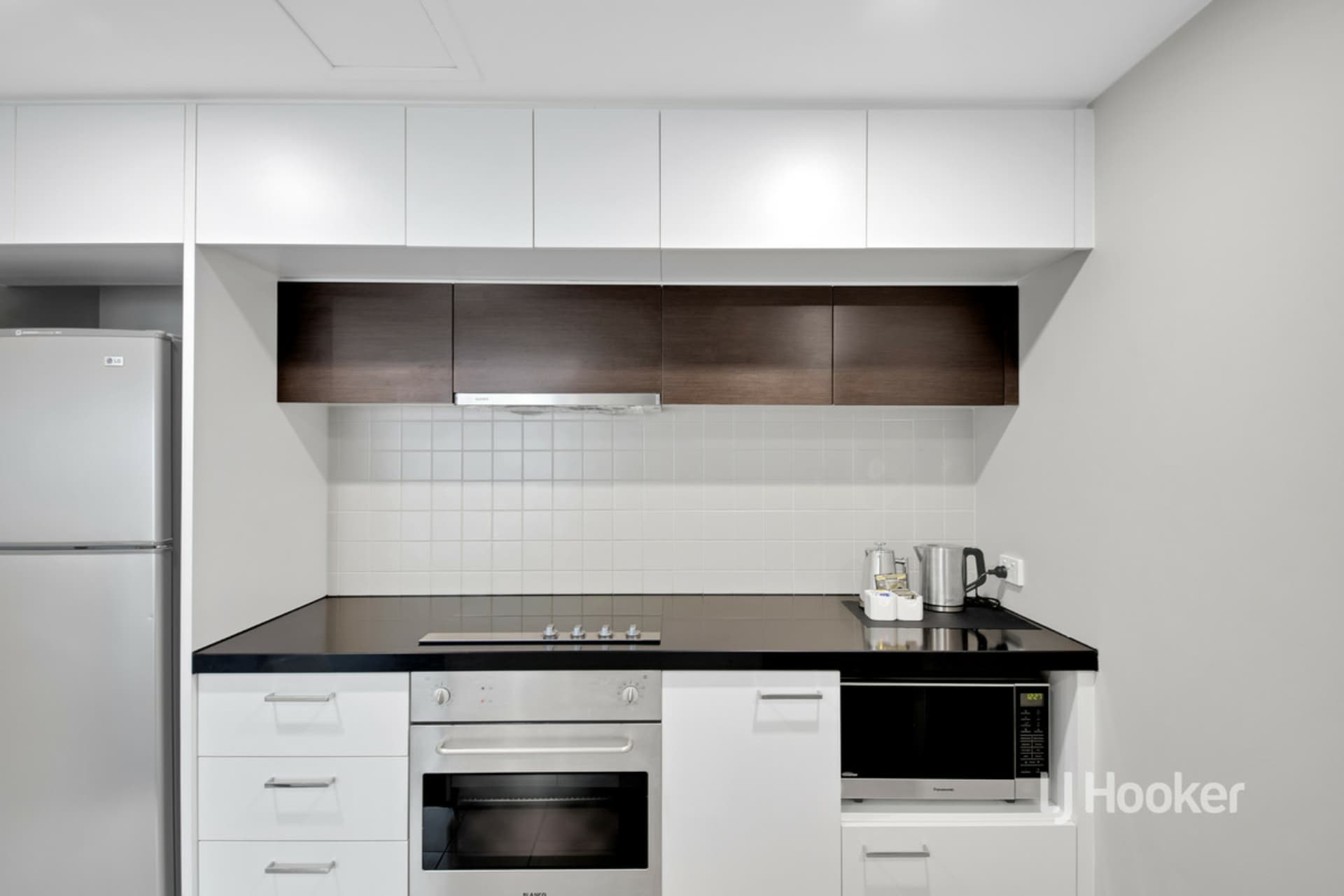 813/750 Bourke Street, Docklands, Docklands - Thumbnail 6