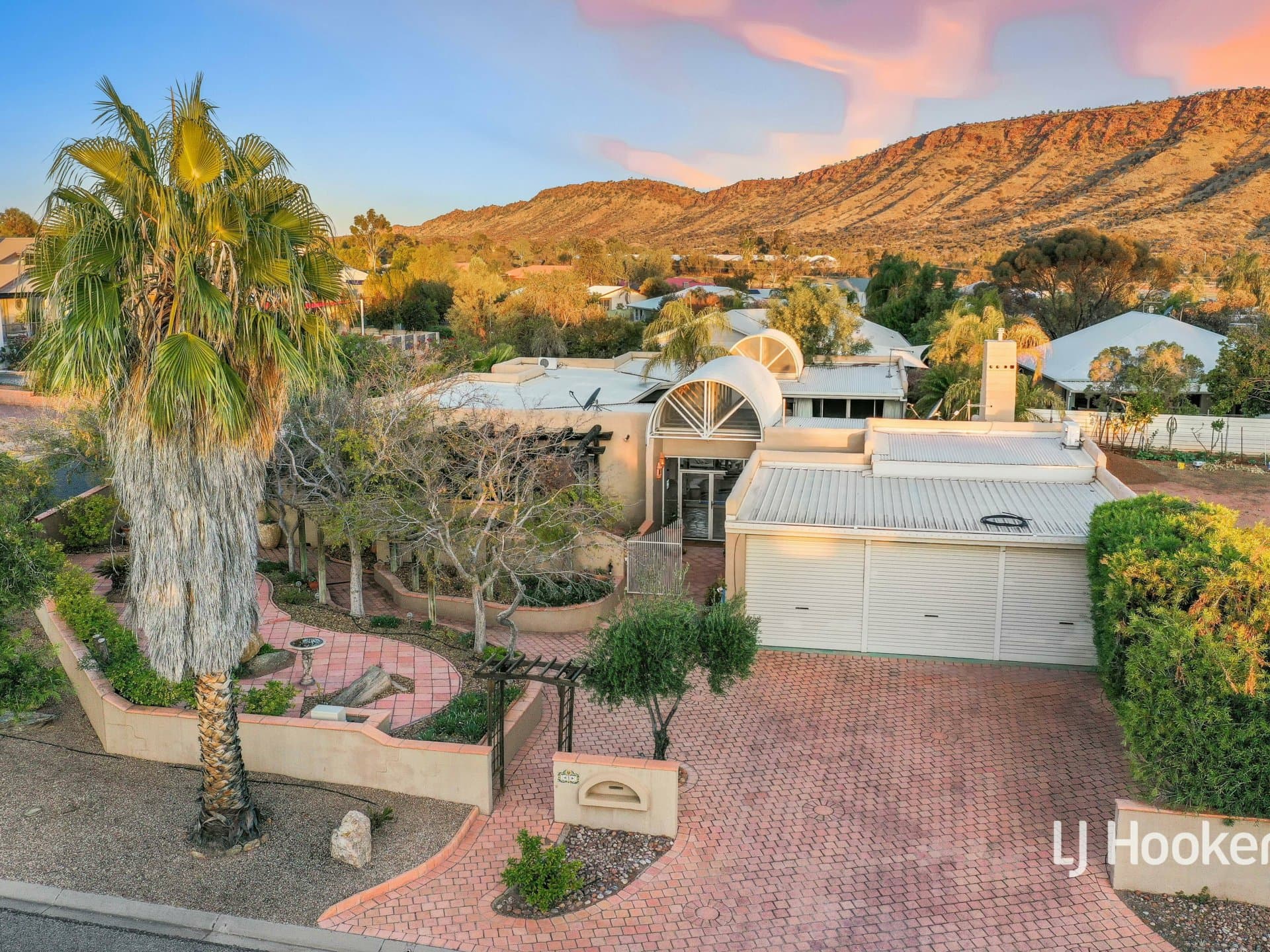1 Higgins Court, Desert Springs, Desert Springs - Thumbnail 2