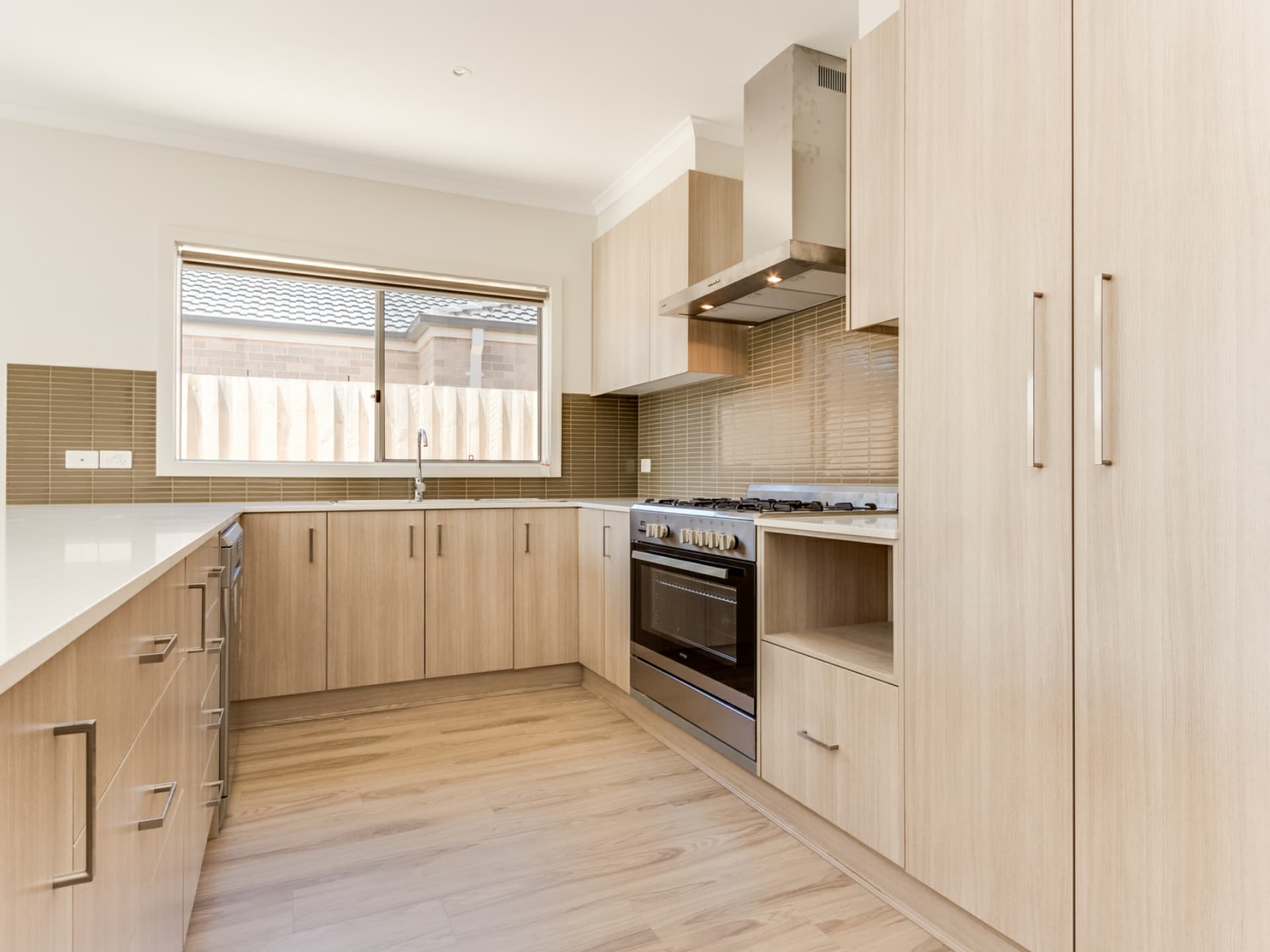 30 Dream Avenue, Cranbourne East, Cranbourne East - Thumbnail 4