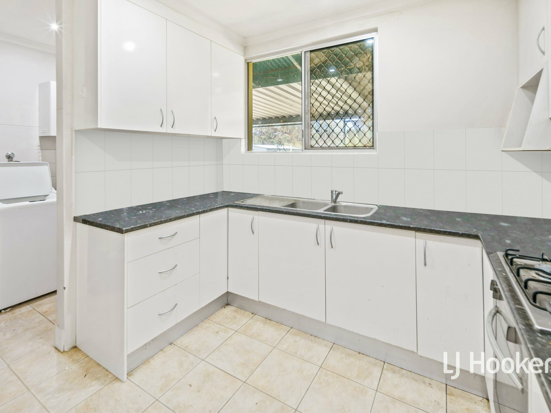 10 Gason Street, Gillen, Gillen - Thumbnail 5