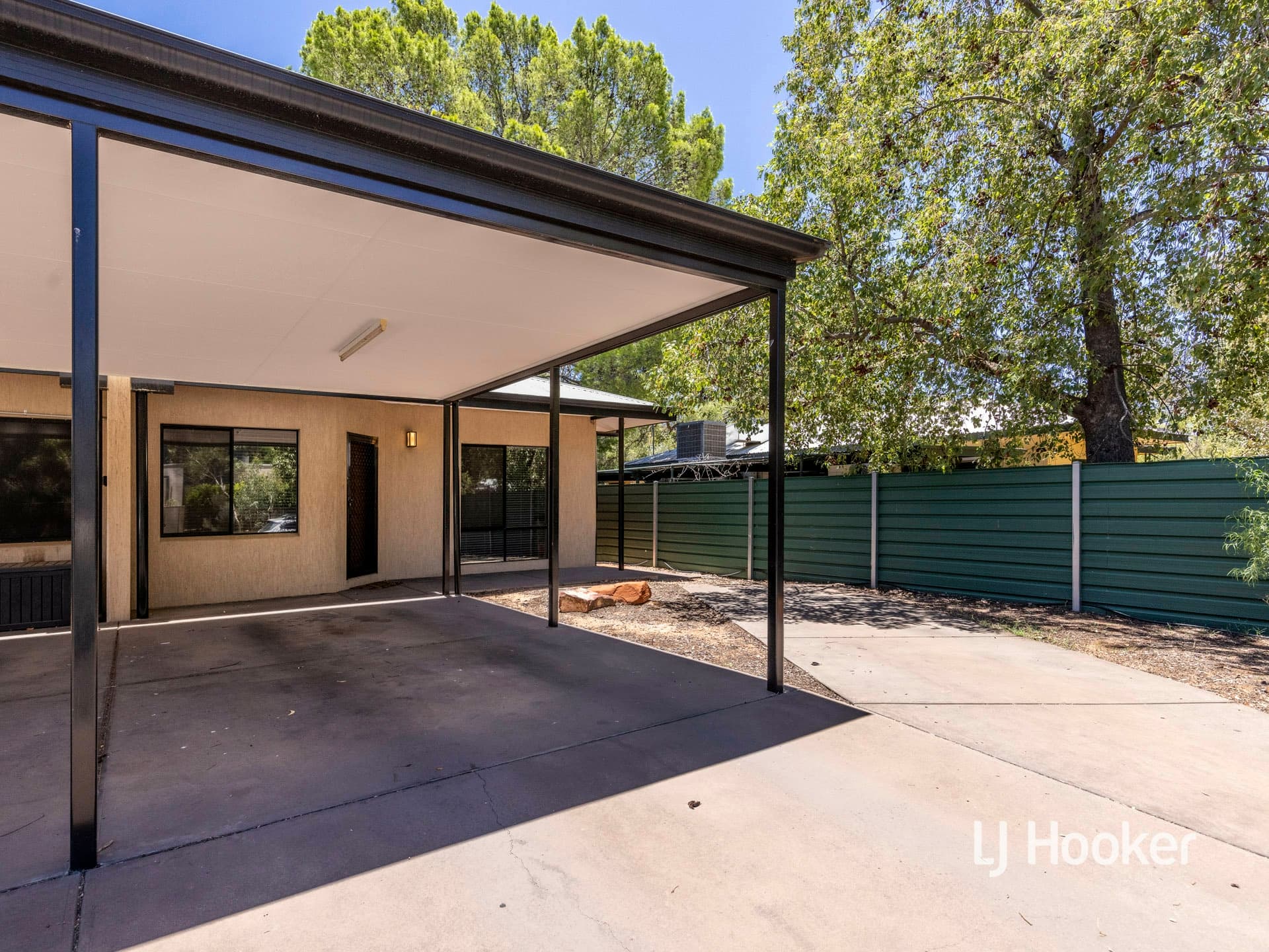 2/1A Giles Street, East Side, East Side - Thumbnail 2