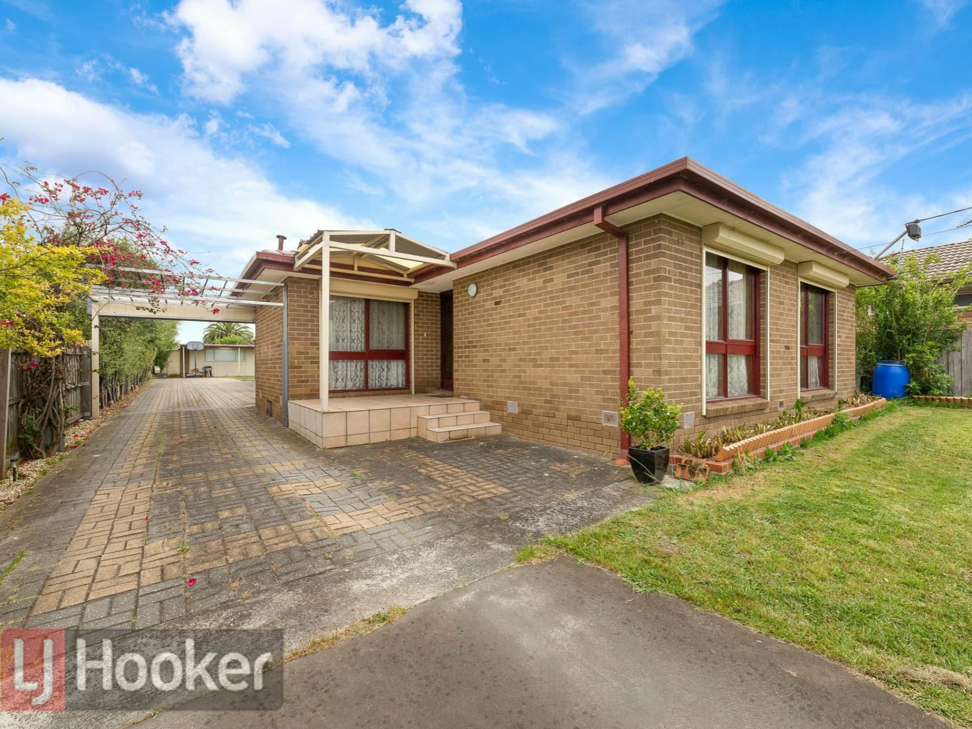 63 Yarraman Road, Noble Park, Noble Park - Thumbnail 2