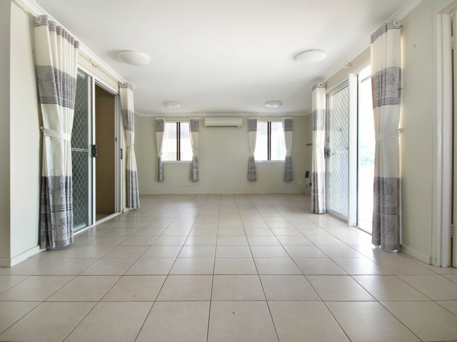 35 Pearce Street, Katherine, Katherine South - Thumbnail 4