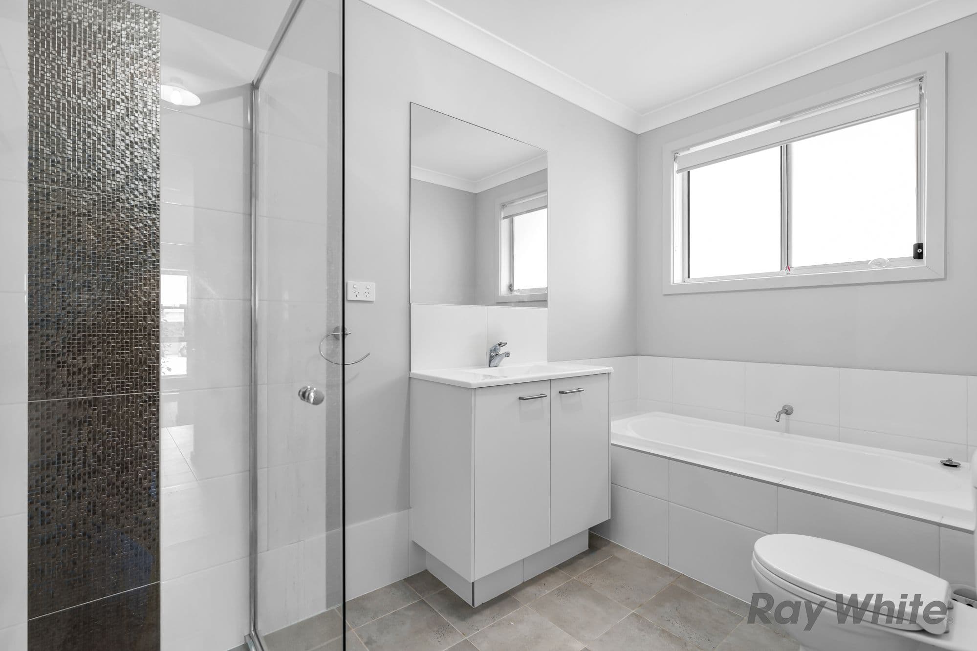 34 & 34a Roy Crescent, Thirlmere NSW 2572, Thirlmere - Thumbnail 7