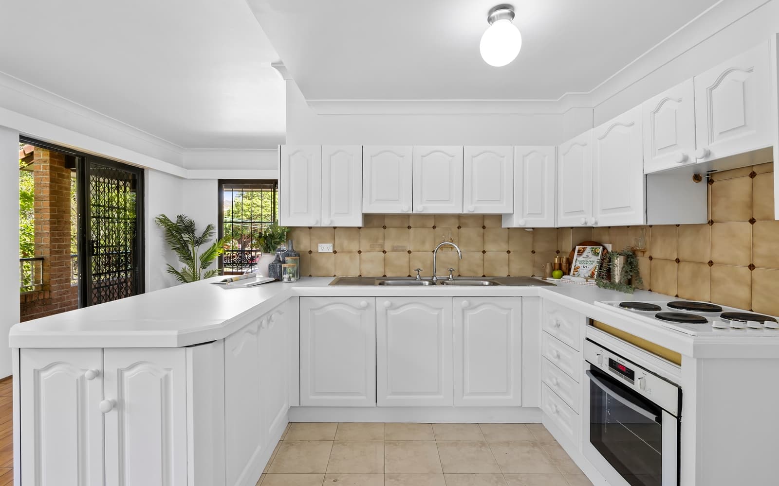 76 The Boulevarde, Strathfield - Thumbnail 4