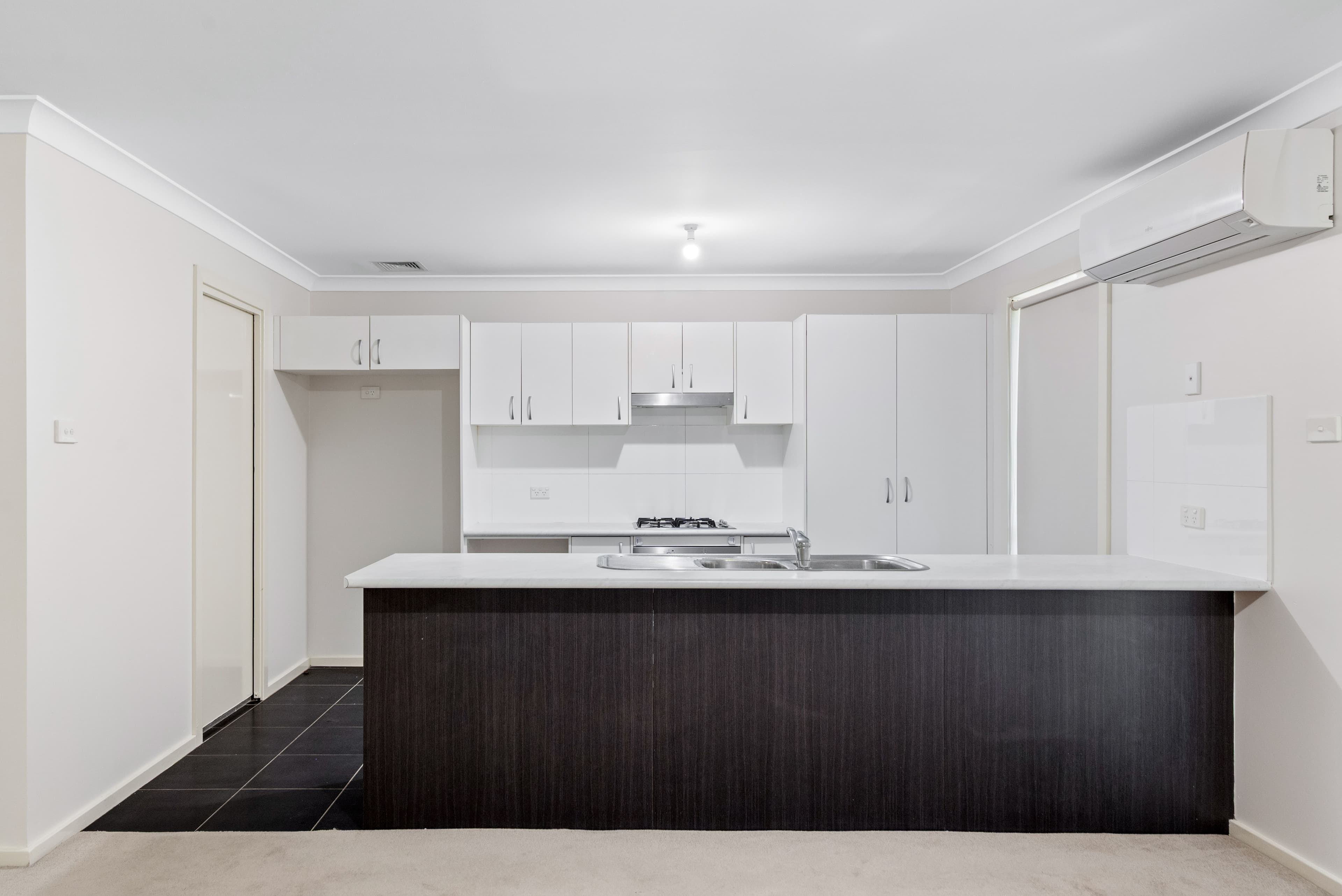 18 Stowe Avenue, Campbelltown NSW 2560, Campbelltown - Thumbnail 4