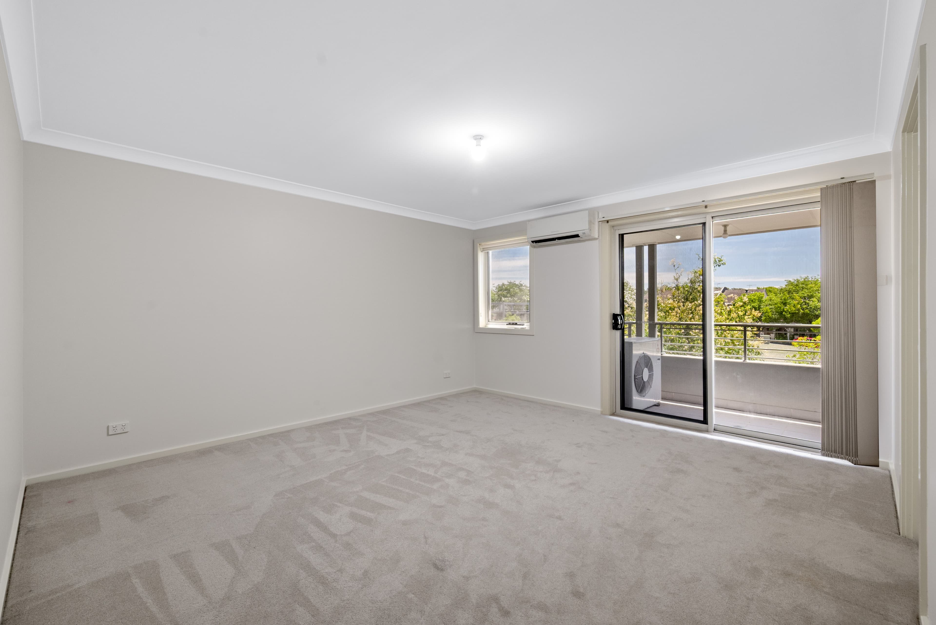 18 Stowe Avenue, Campbelltown NSW 2560, Campbelltown - Thumbnail 6