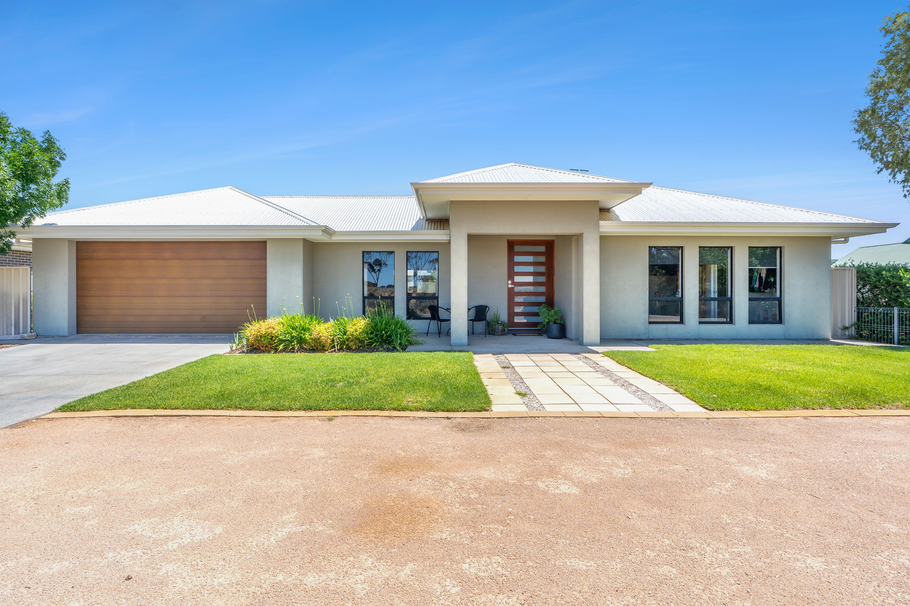 207 Ral Ral Avenue, Renmark SA 5341, Renmark - Image 1