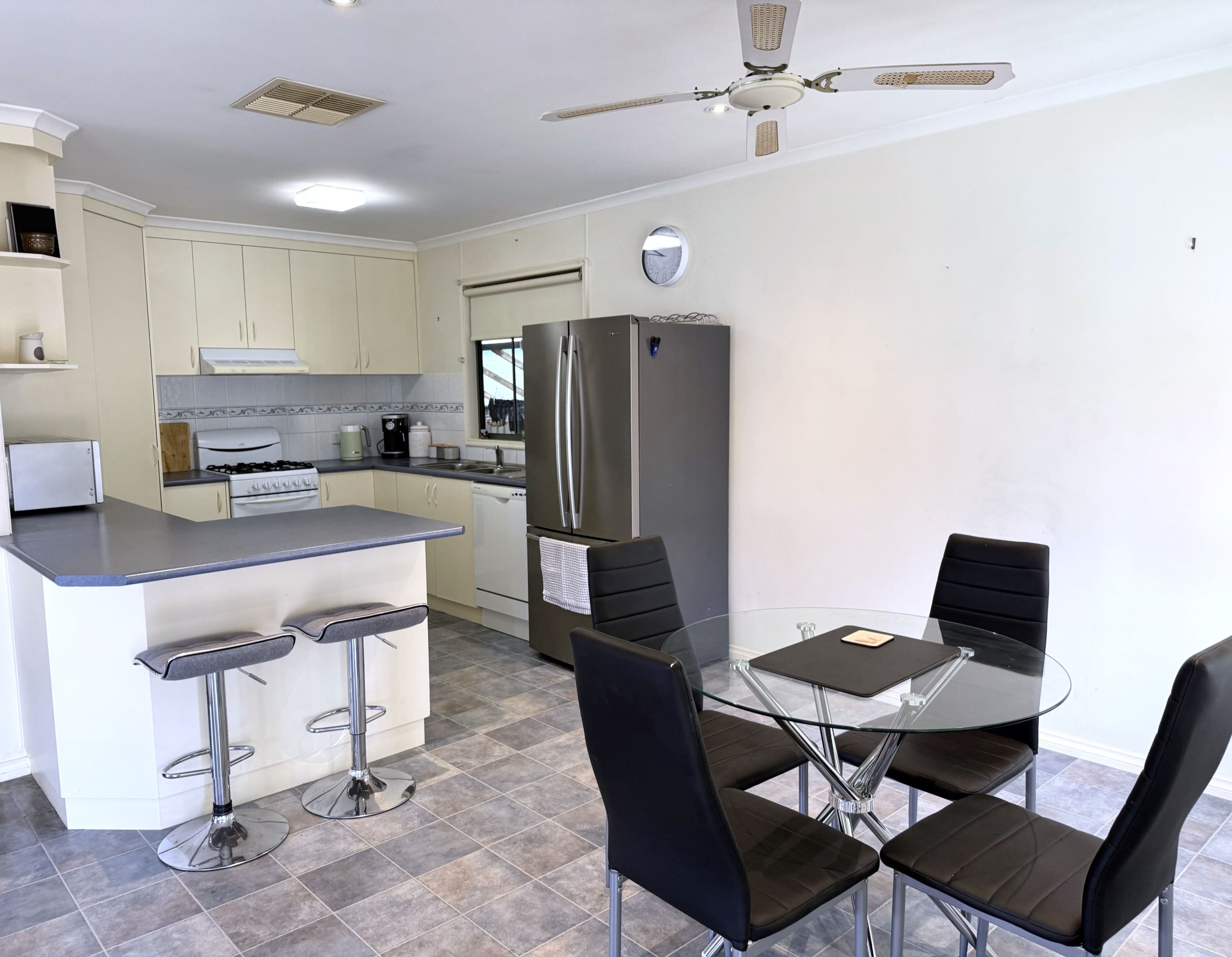 22 Lakeside Drive, Oasis Village, Cobram VIC 3644, Cobram - Thumbnail 3