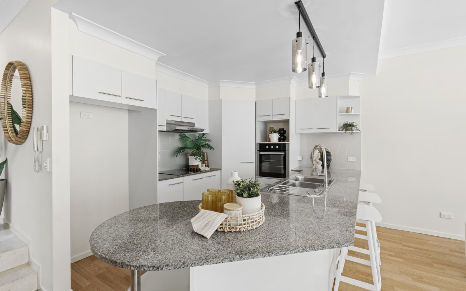 13 Ranier Crescent, Varsity Lakes - Thumbnail 3