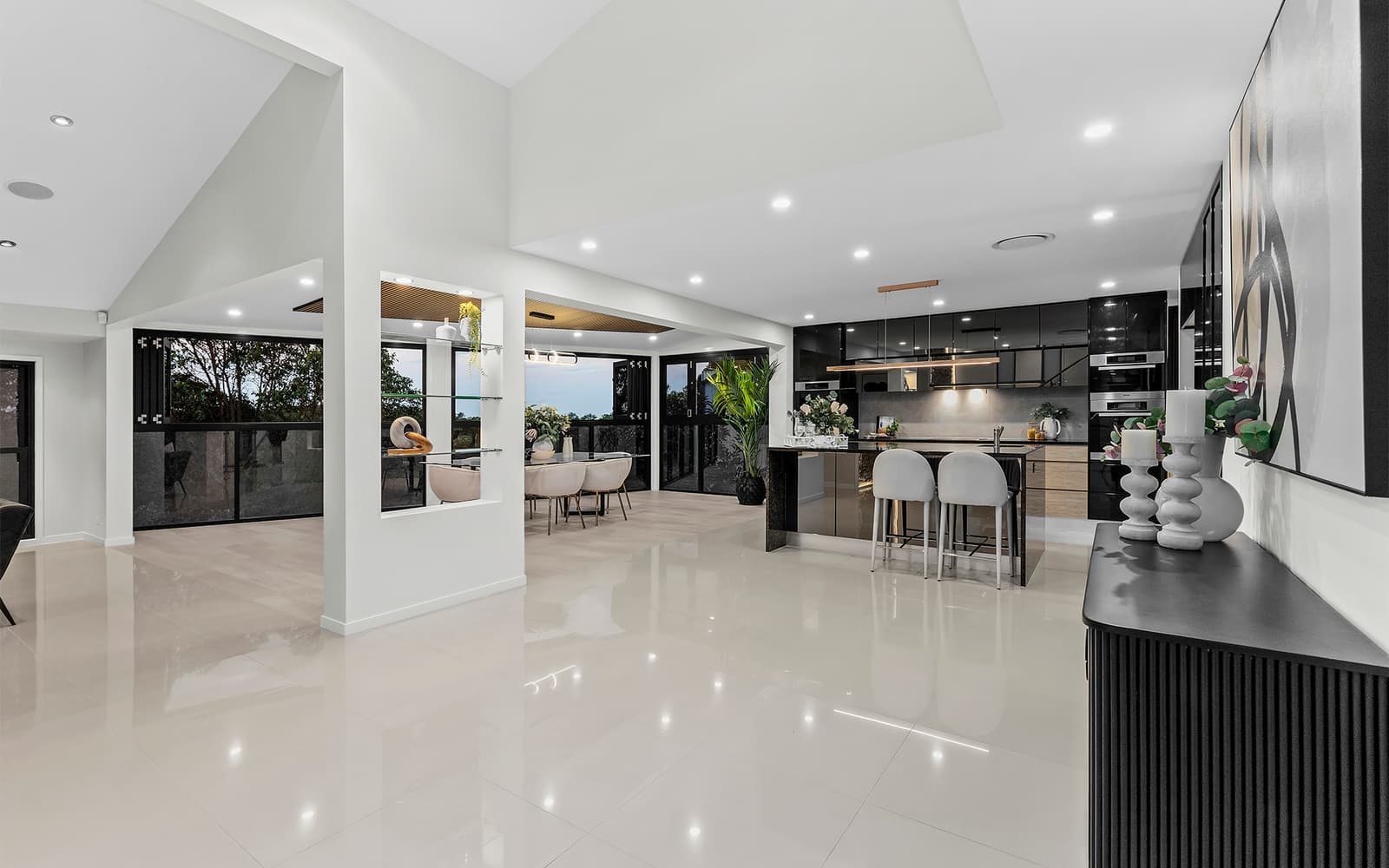 35 Tullylease Place, Chermside West - Thumbnail 4