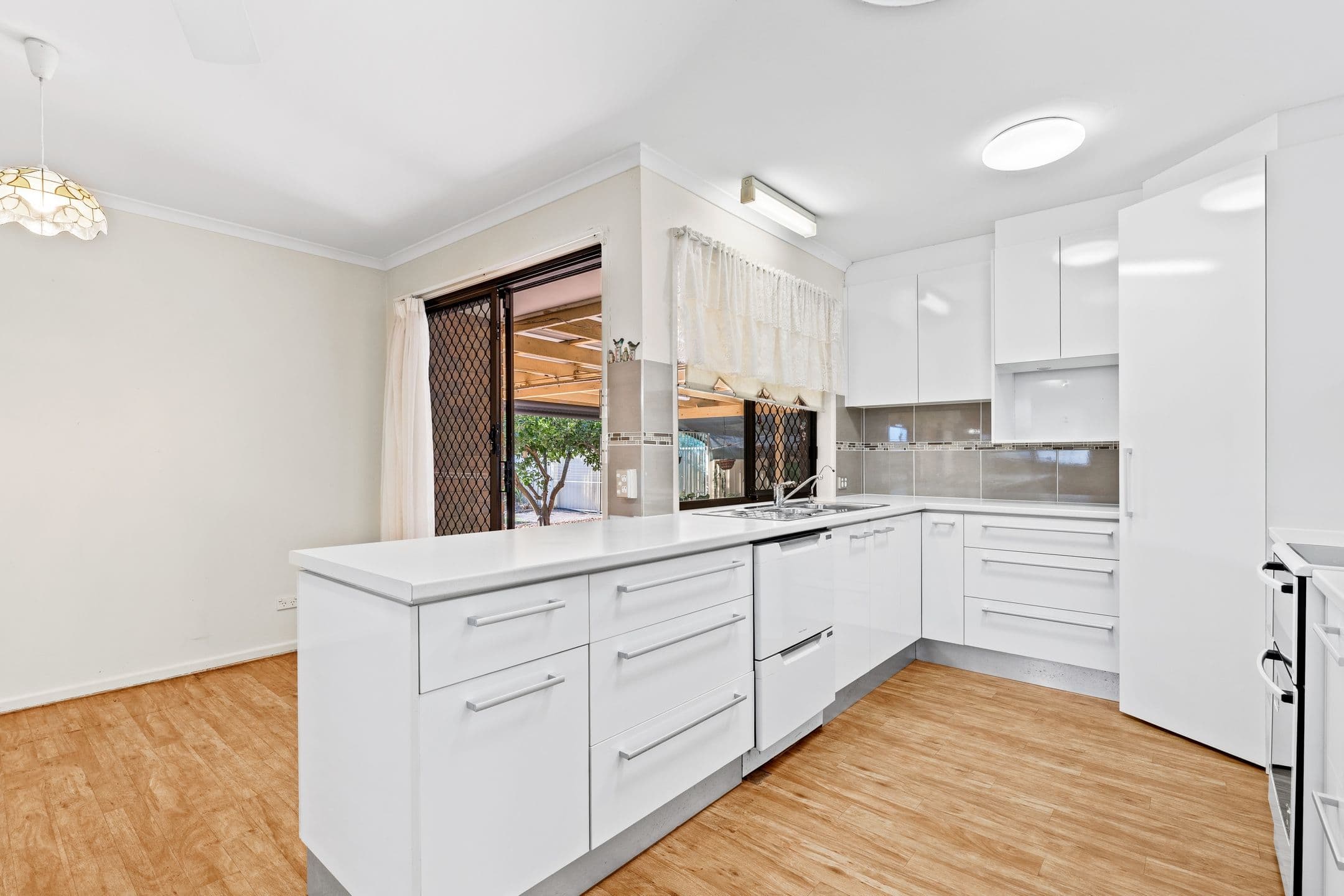 35 Ilaroo Crescent, Warana QLD 4575, Warana - Thumbnail 8