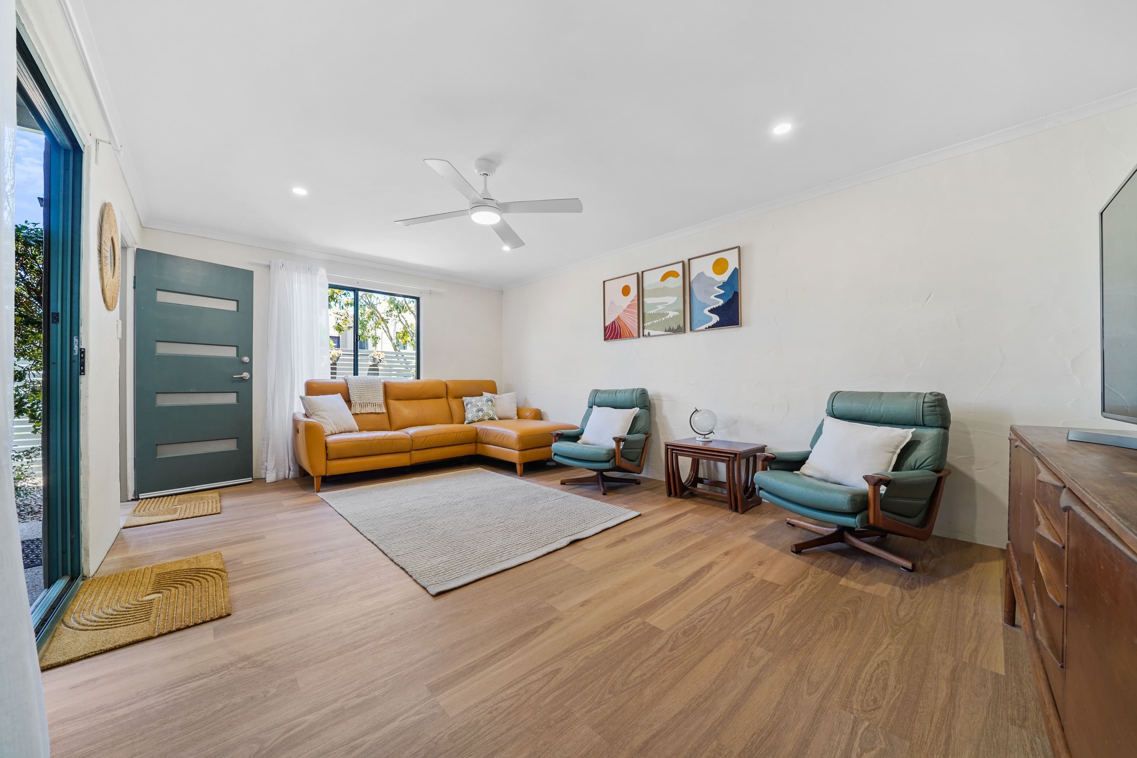 61 Harburg Drive, Beenleigh QLD 4207, Beenleigh - Thumbnail 2