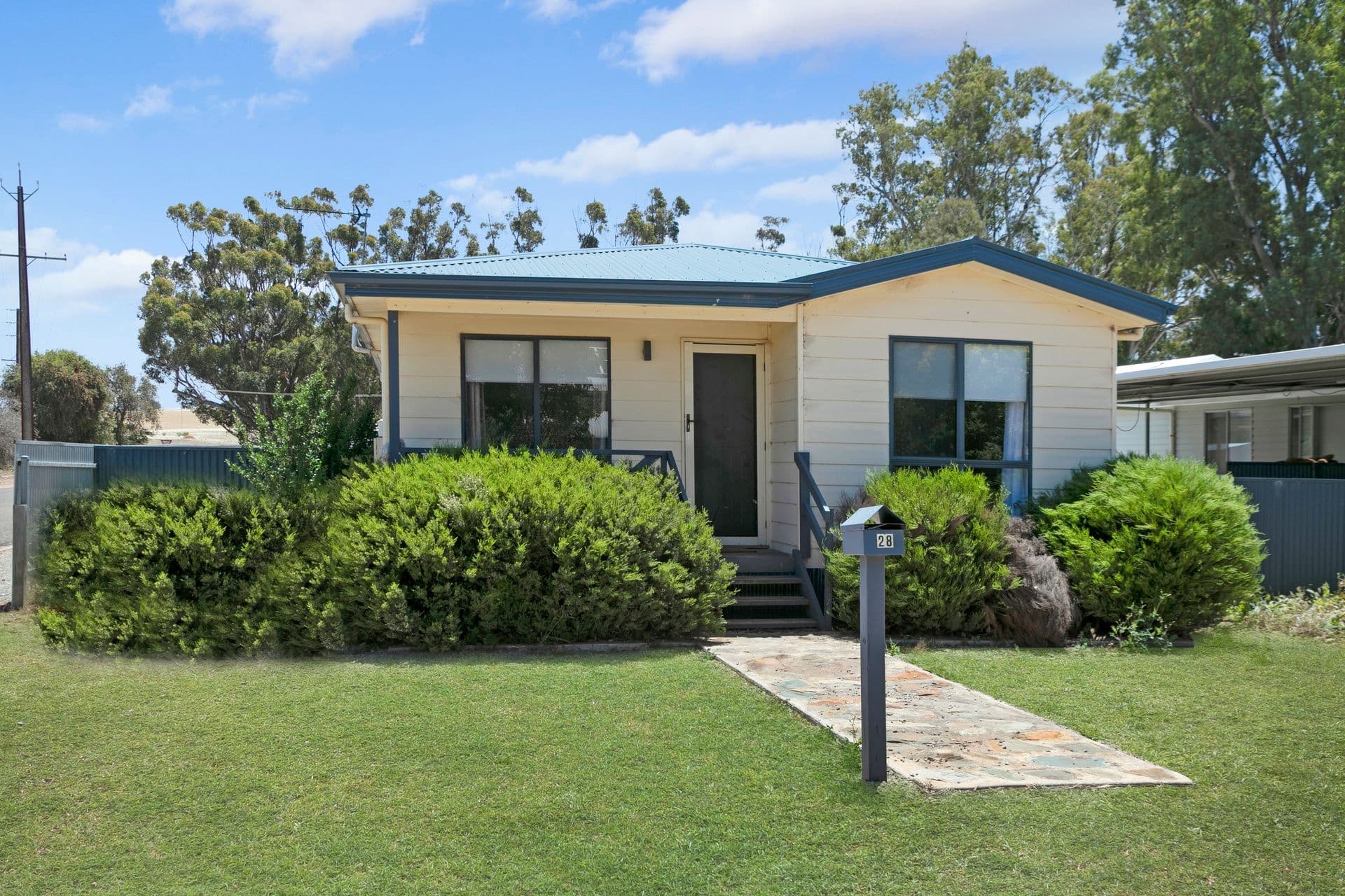 28 Houghton Street, Jamestown SA 5491, Jamestown - Image 1