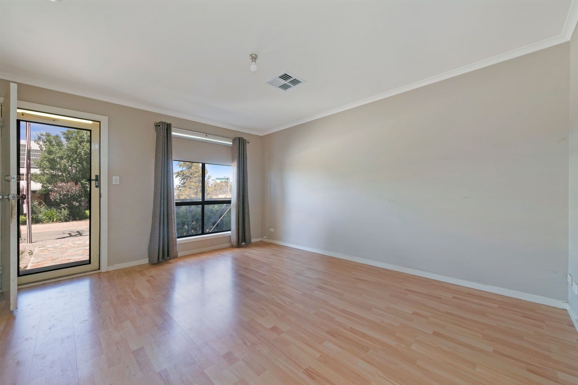 28 Houghton Street, Jamestown SA 5491, Jamestown - Thumbnail 6