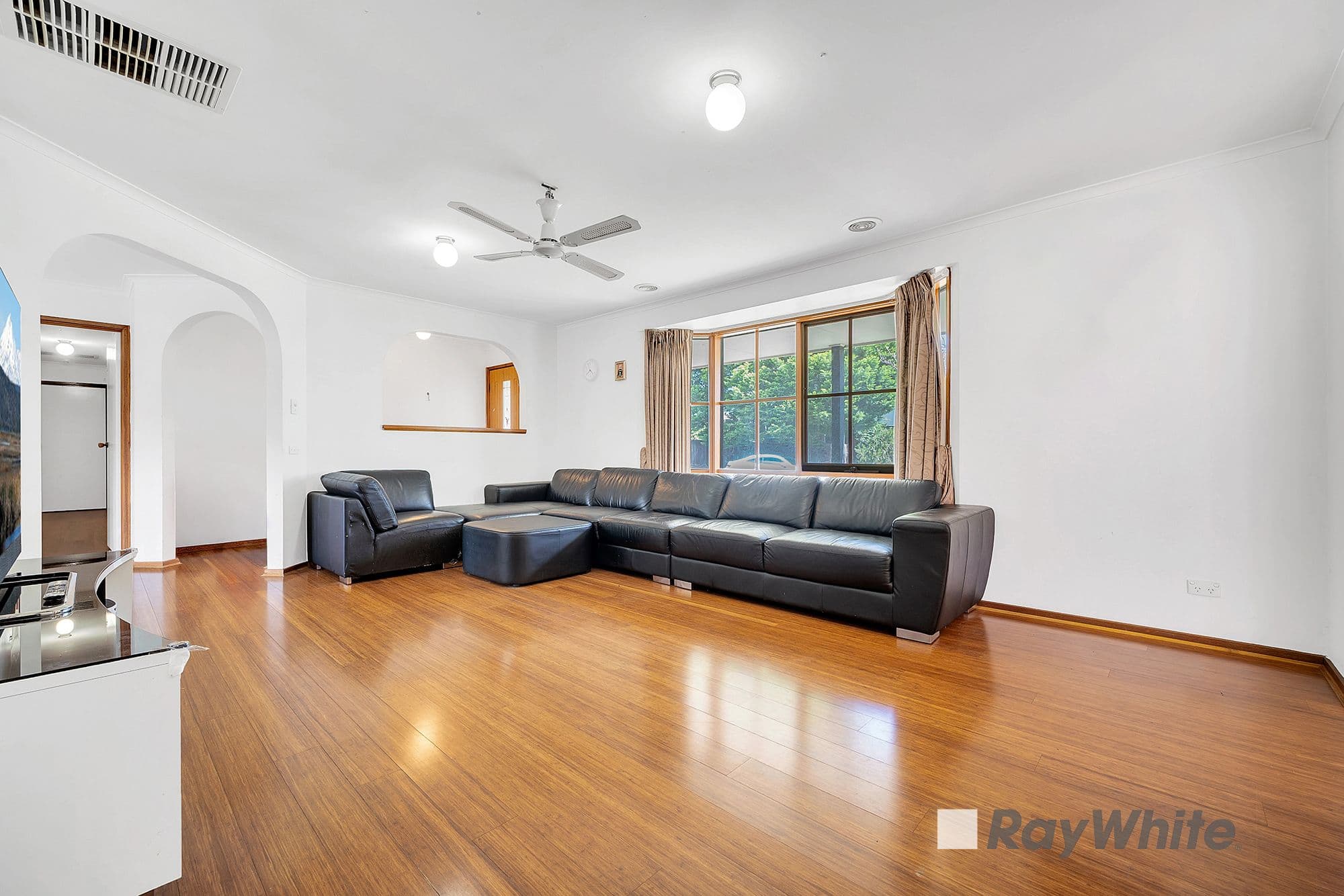 12 Rosemont Drive, Narre Warren VIC 3805, Narre Warren - Thumbnail 7