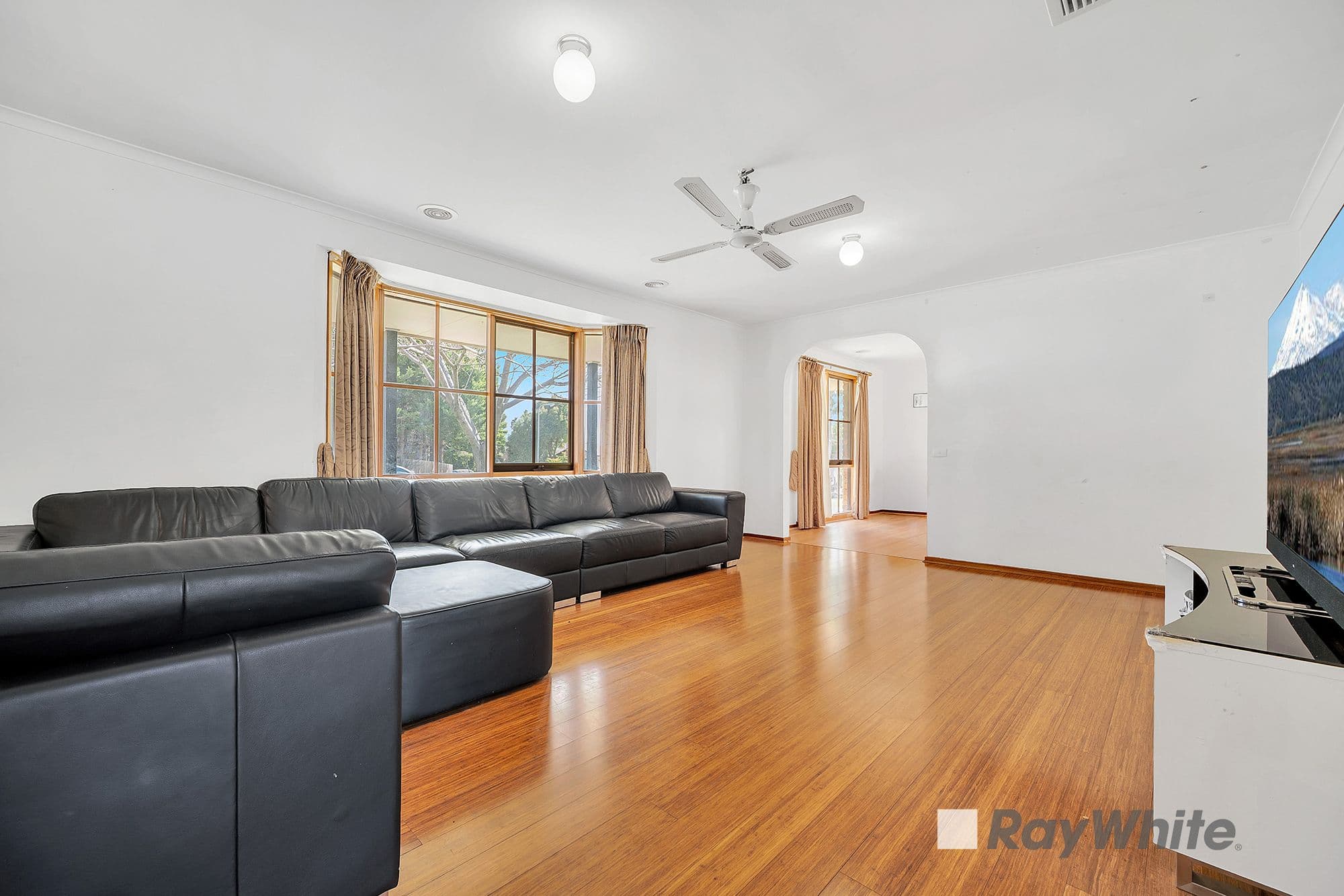 12 Rosemont Drive, Narre Warren VIC 3805, Narre Warren - Thumbnail 8