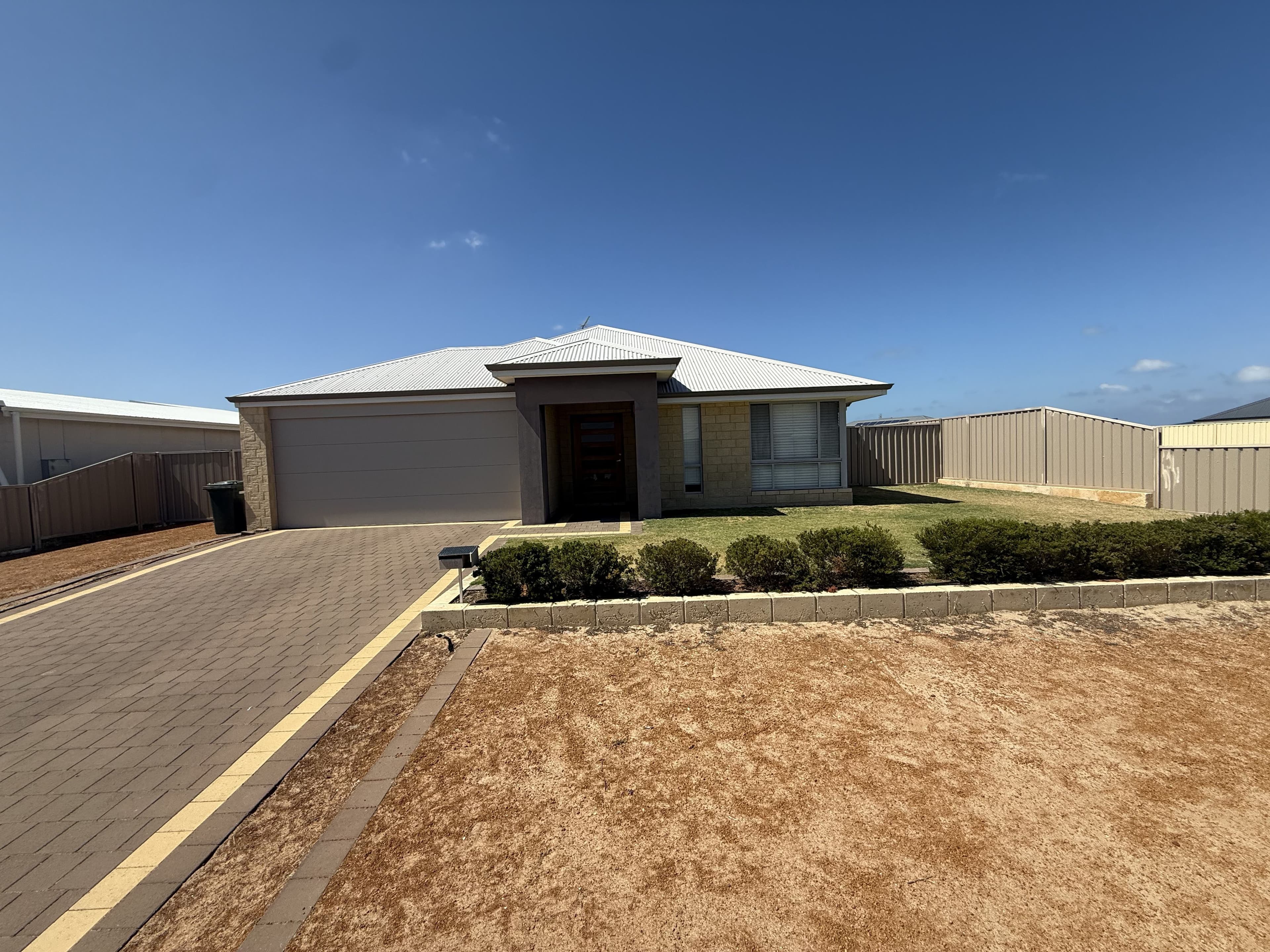 102 North Shore Drive, Dongara WA 6525, Dongara - Image 1