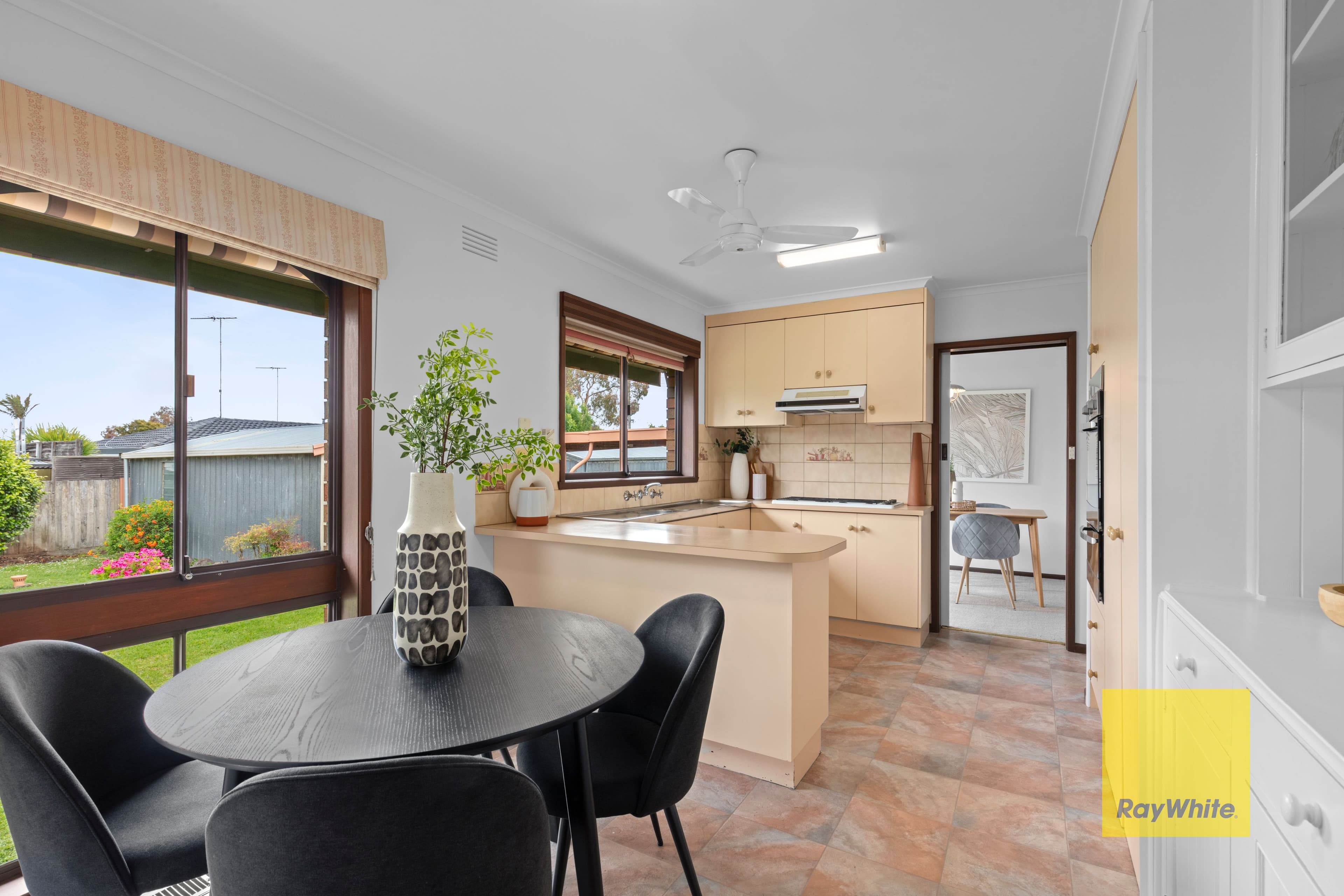 125 South Valley Road, Highton VIC 3216, Highton - Thumbnail 4