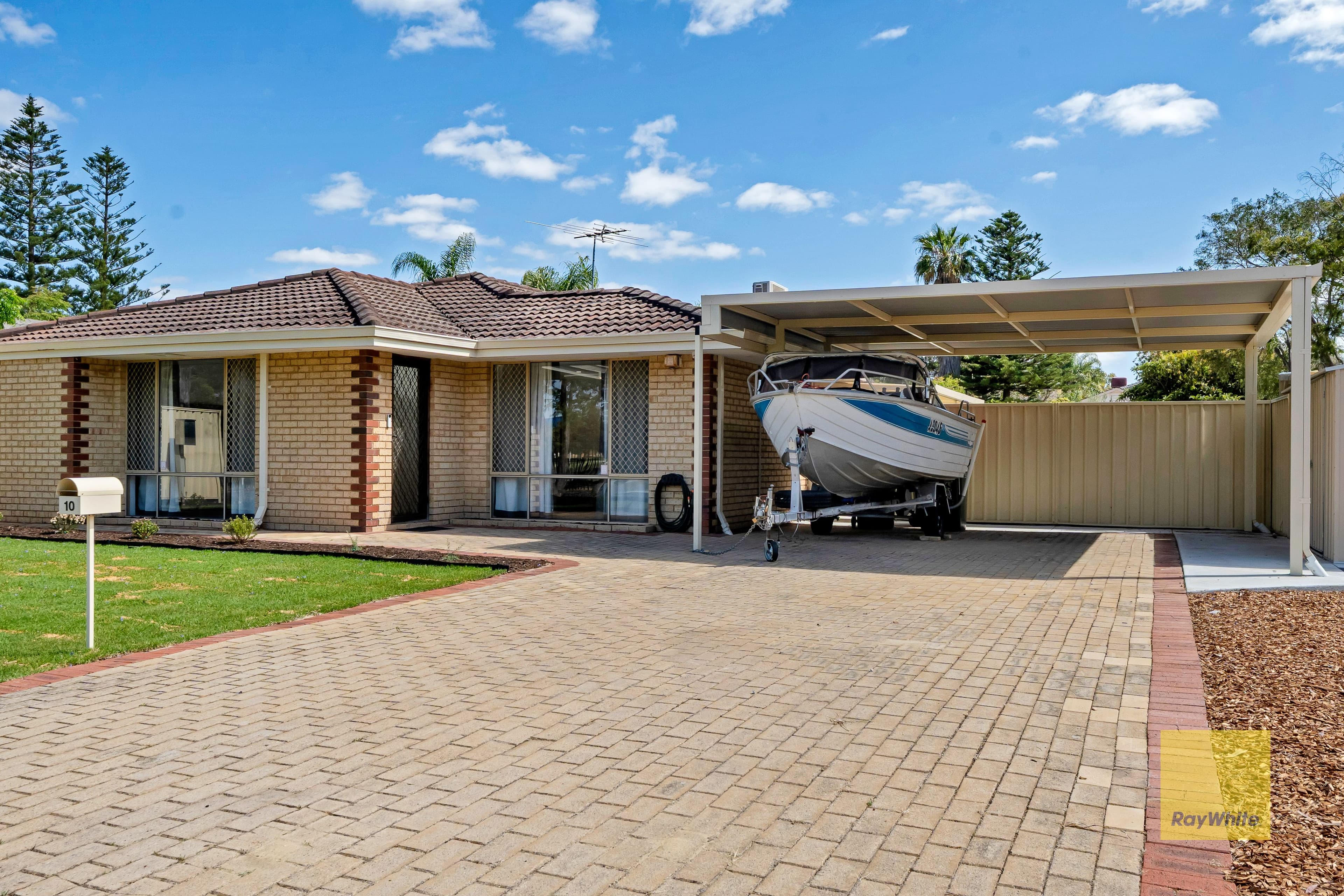 10 Trafalgar Gardens, Marangaroo WA 6064, Marangaroo - Image 1