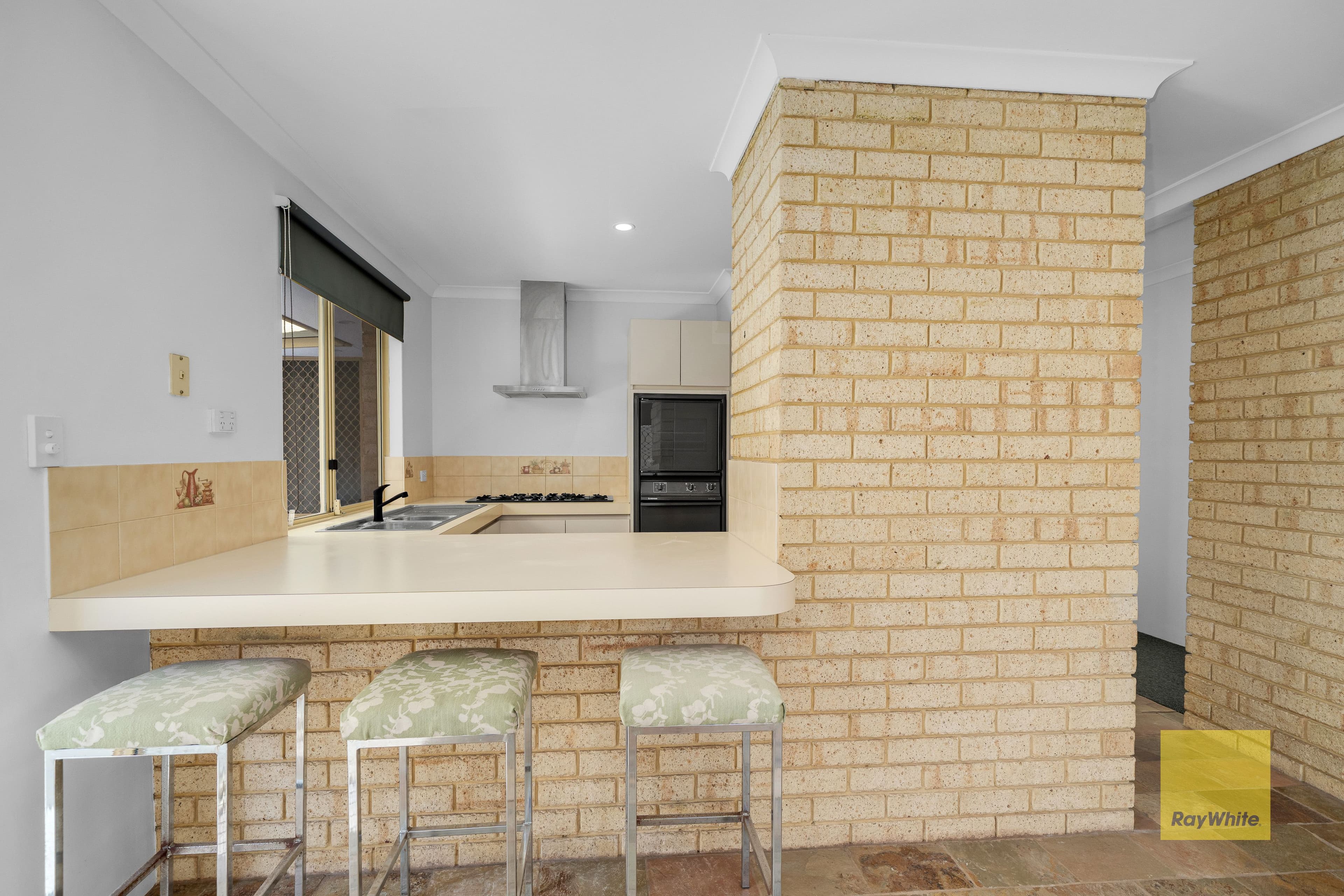 10 Trafalgar Gardens, Marangaroo WA 6064, Marangaroo - Thumbnail 8