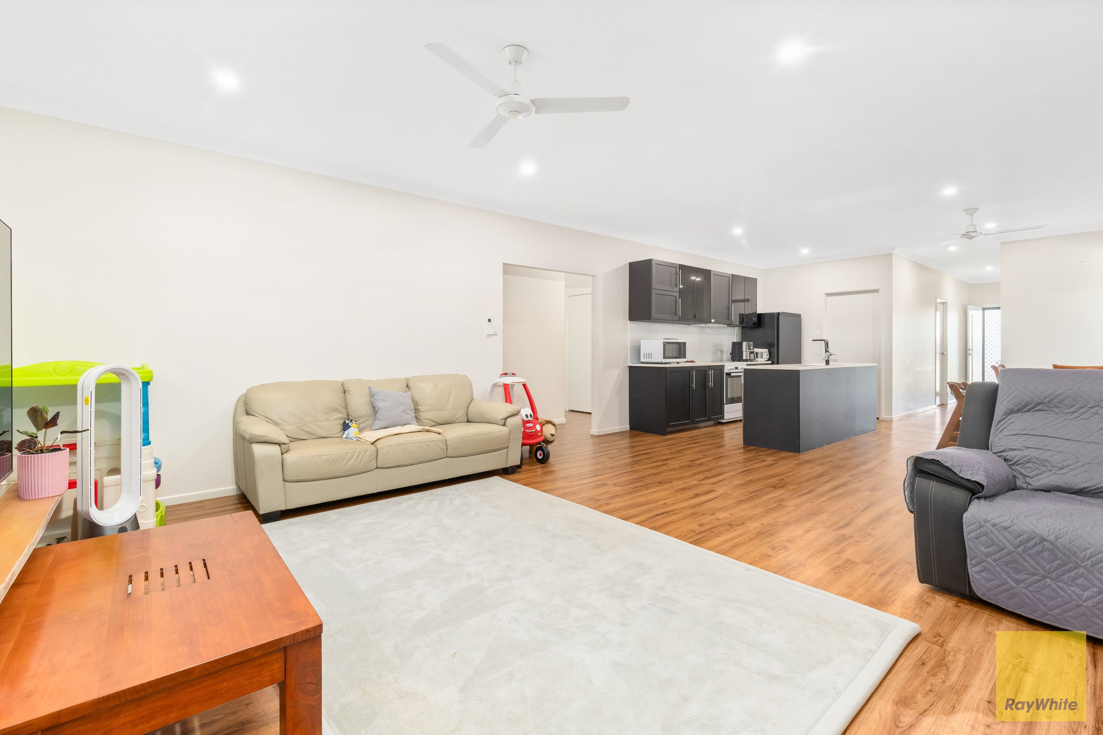 8 Costello Court, Emerald QLD 4720, Emerald - Thumbnail 6