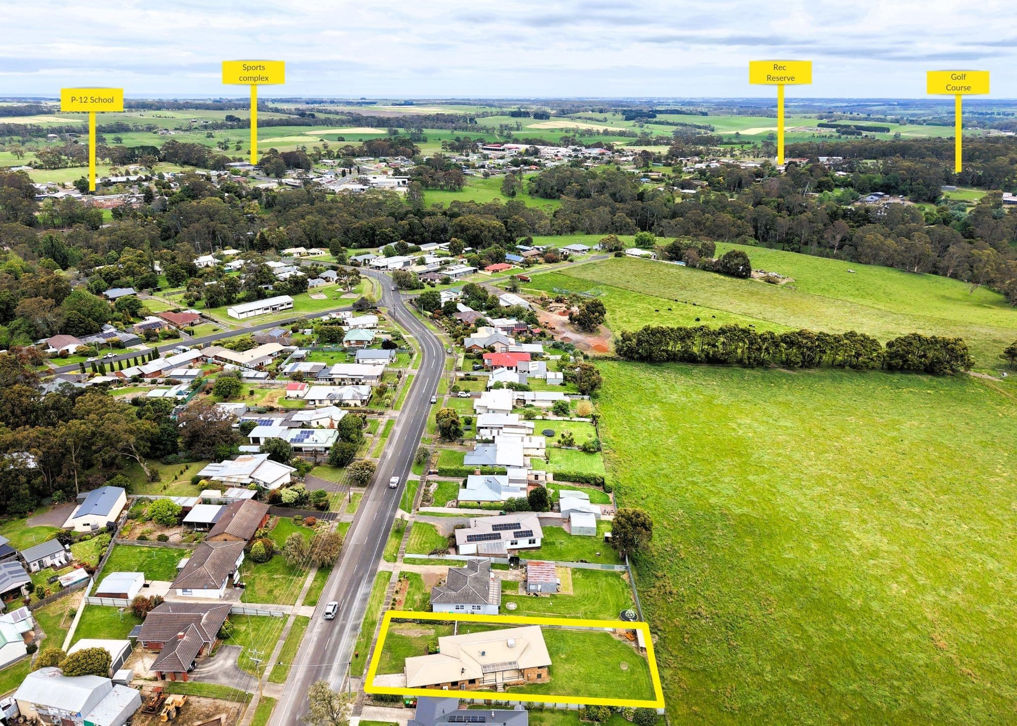 63 Barrett Street, Timboon VIC 3268, Timboon - Thumbnail 2