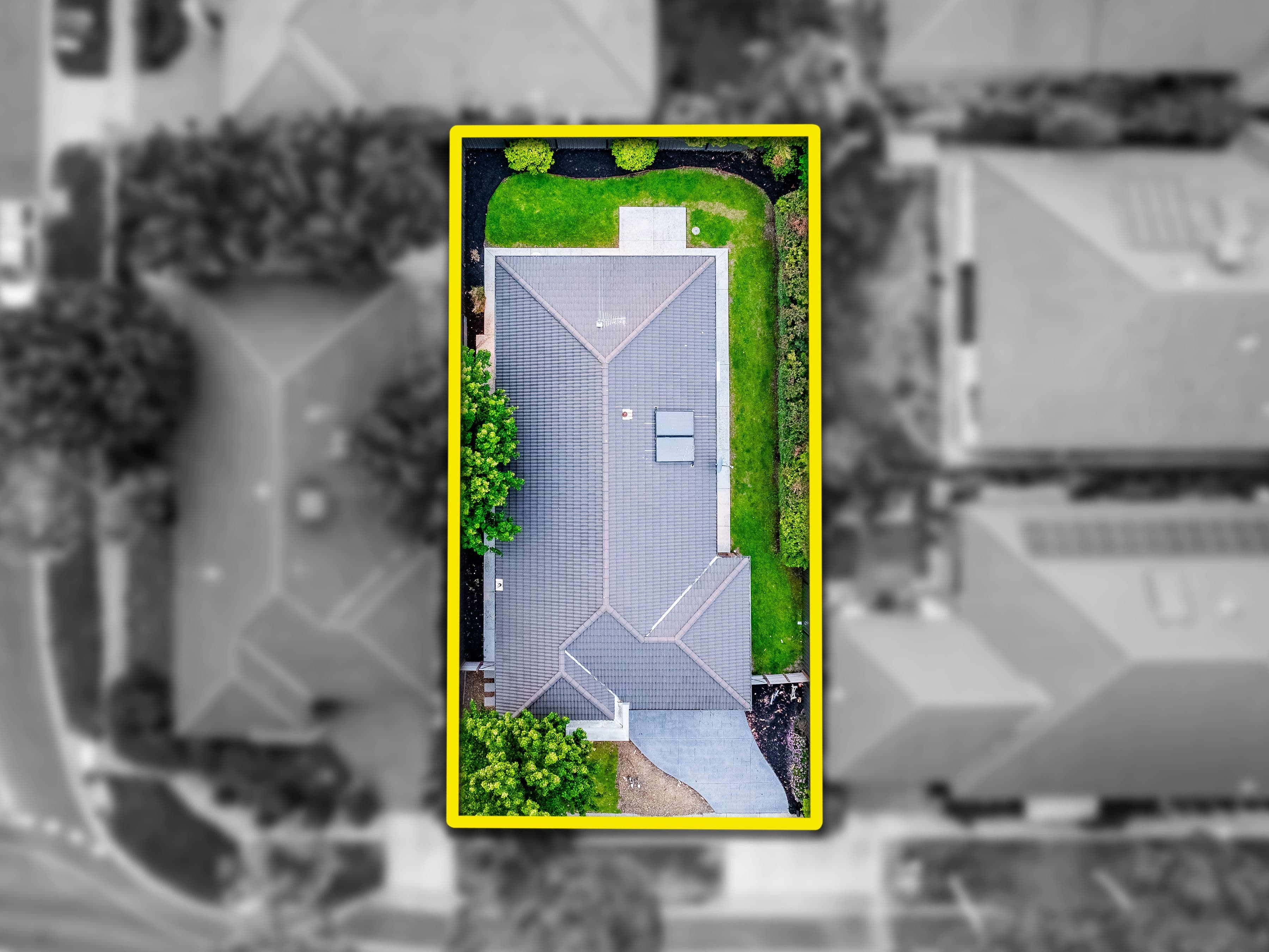 74 Selandra Boulevard, Clyde North VIC 3978, Clyde North - Thumbnail 3
