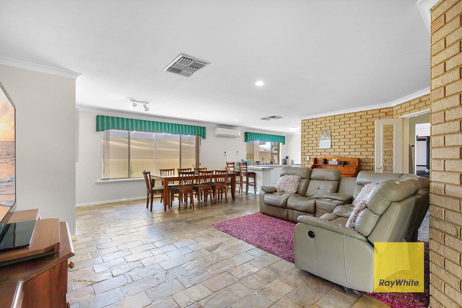 29 Forest Lakes Drive, Thornlie WA 6108, Thornlie - Thumbnail 7