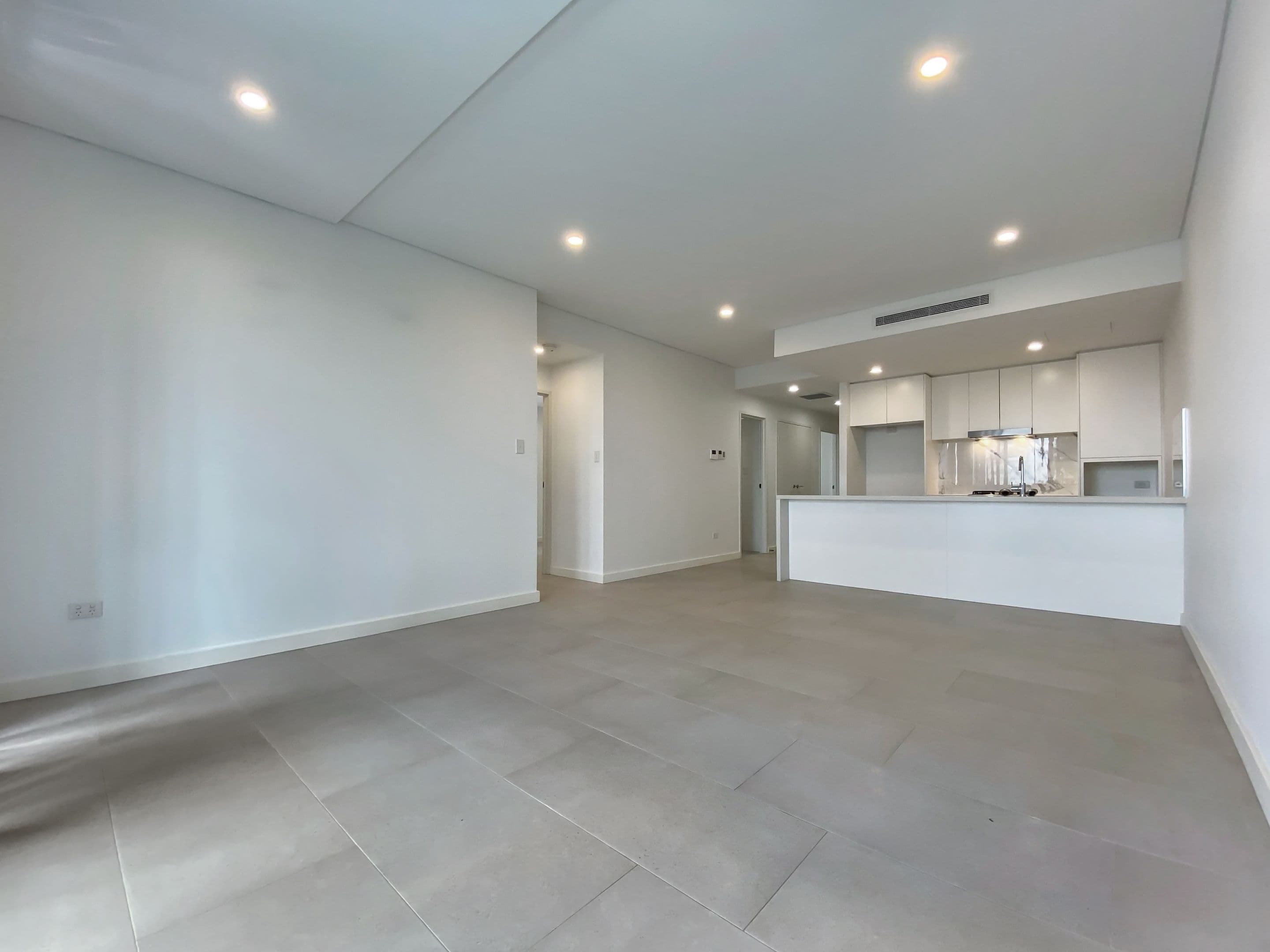304/2 Laurel Street, Carramar NSW 2163, Carramar - Thumbnail 2