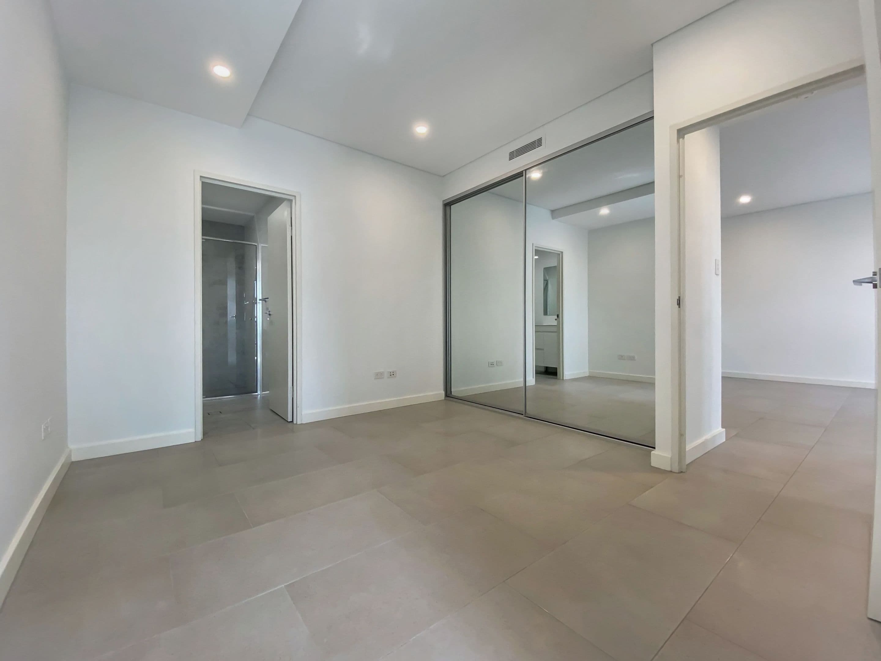 304/2 Laurel Street, Carramar NSW 2163, Carramar - Thumbnail 5