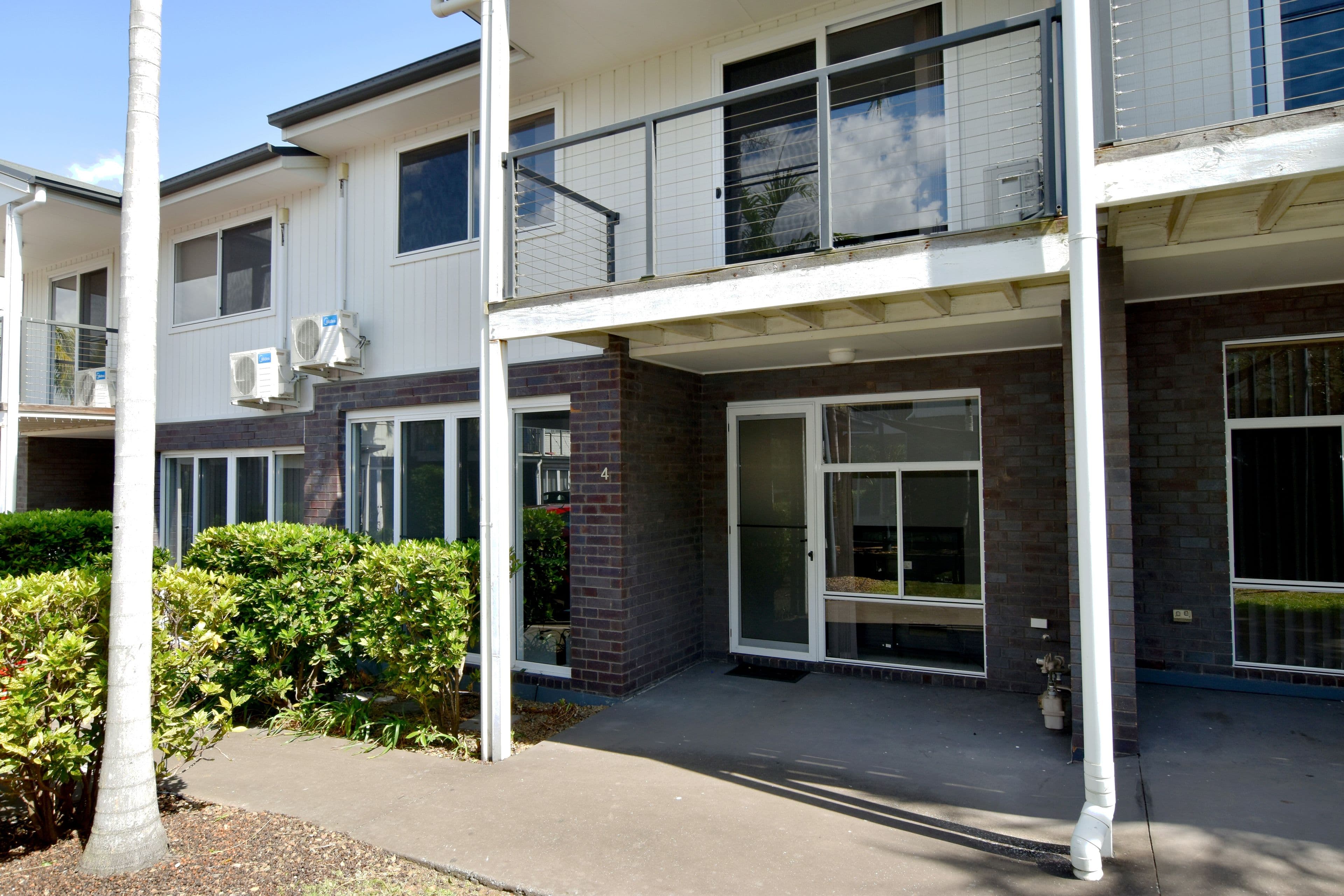 4/14 Fowler Street, West Gladstone QLD 4680, West Gladstone - Thumbnail 3