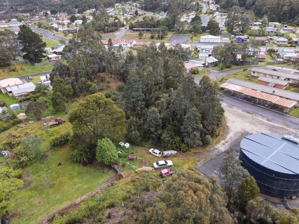 20 Karlson Street, ROSEBERY, TAS 7470, Rosebery - Thumbnail 5