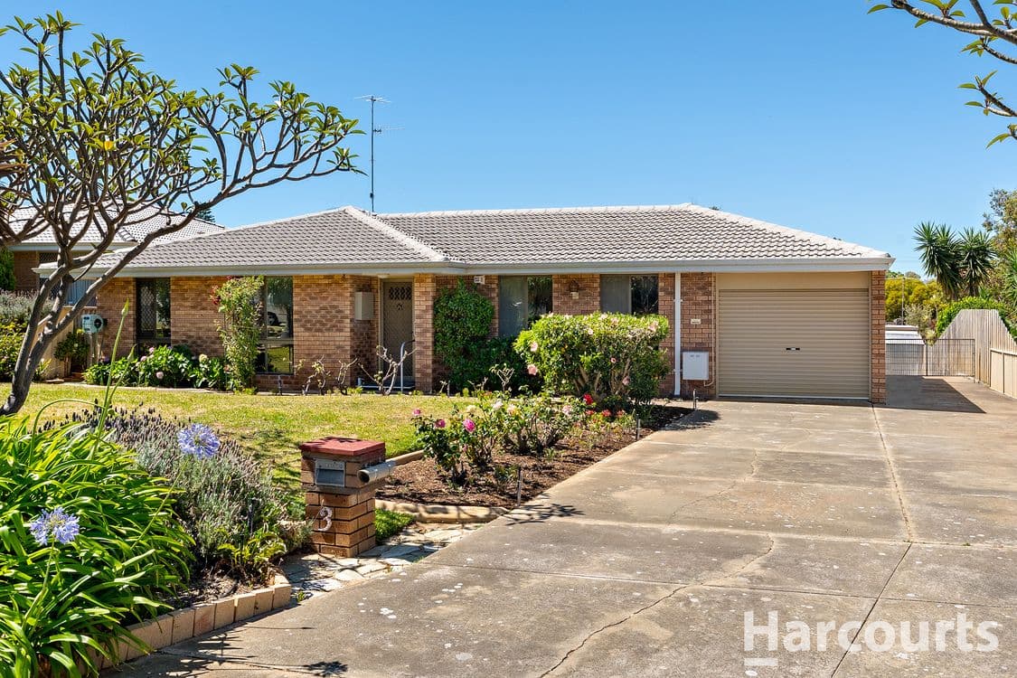 3 Barkley Place, HALLS HEAD, WA 6210, Halls Head - Thumbnail 2
