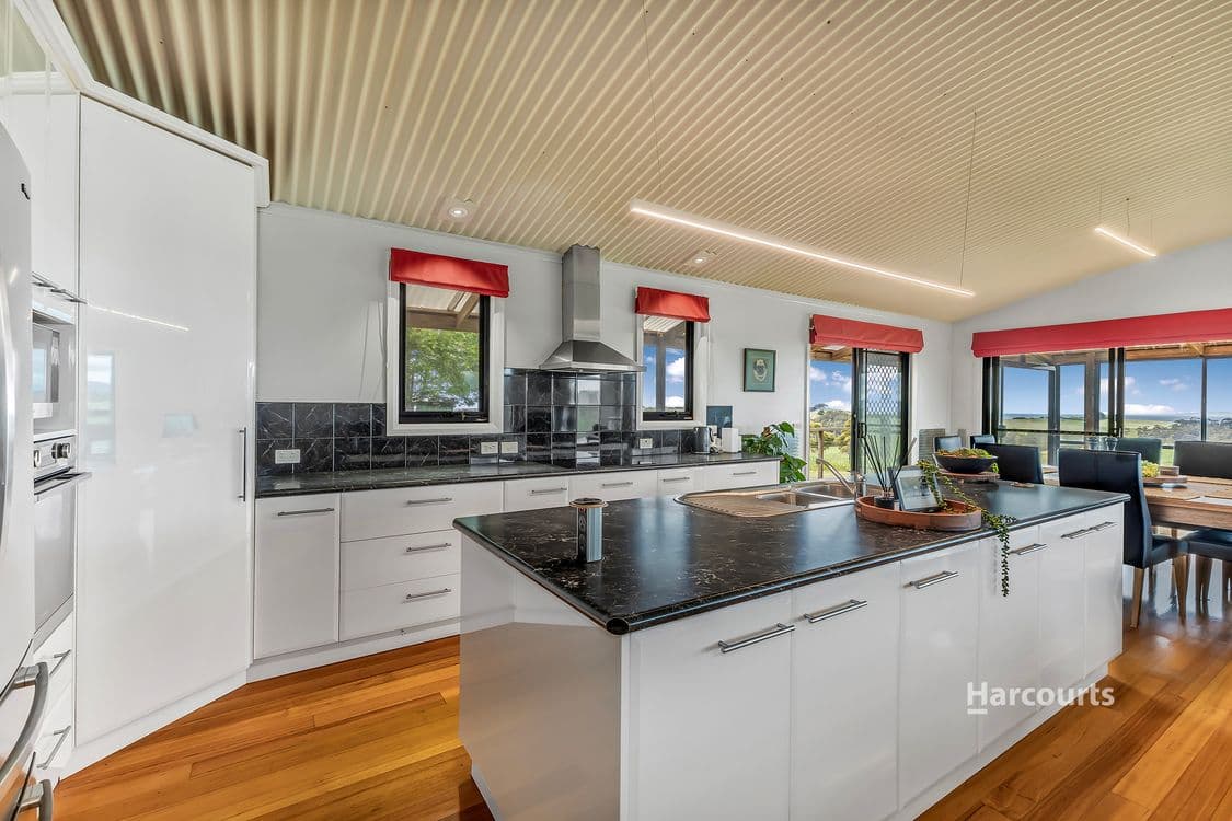 107 White Hills Road, PENGUIN, TAS 7316, Penguin - Thumbnail 6
