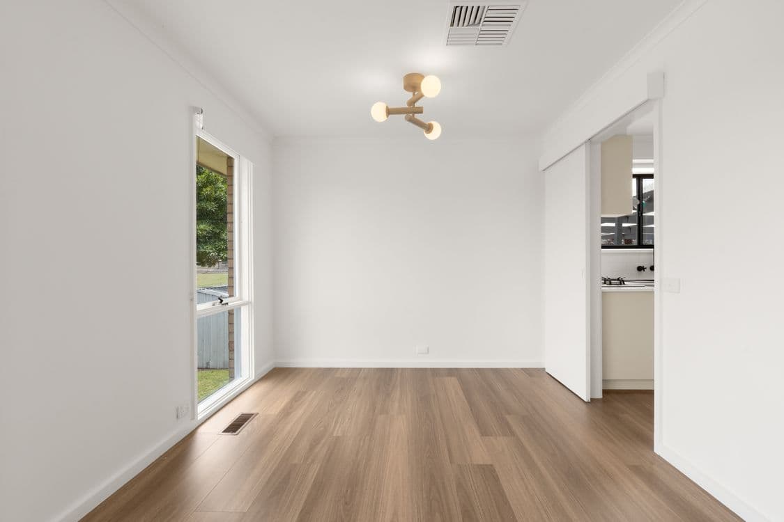 74 Charles Green Avenue, ENDEAVOUR HILLS, VIC 3802, Endeavour Hills - Thumbnail 6