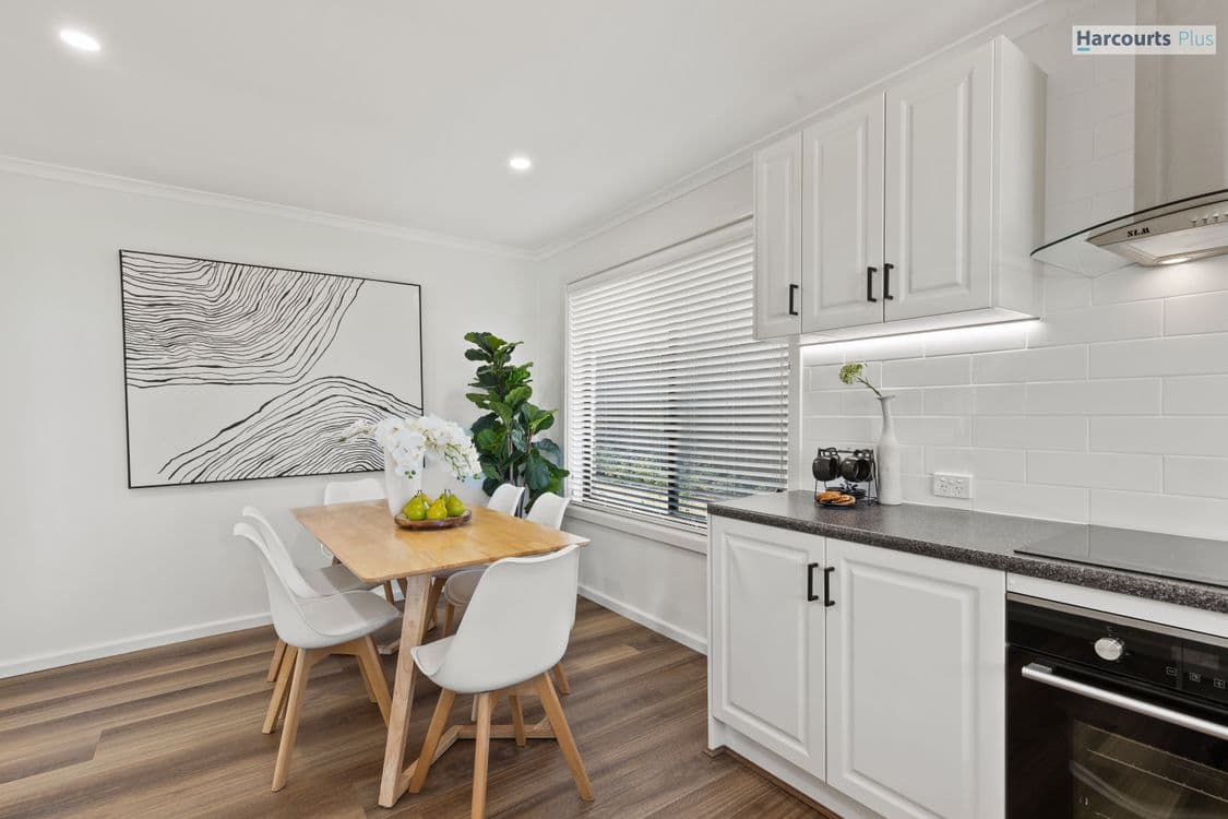 8 Sovereign Street, HALLETT COVE, SA 5158, Hallett Cove - Thumbnail 8