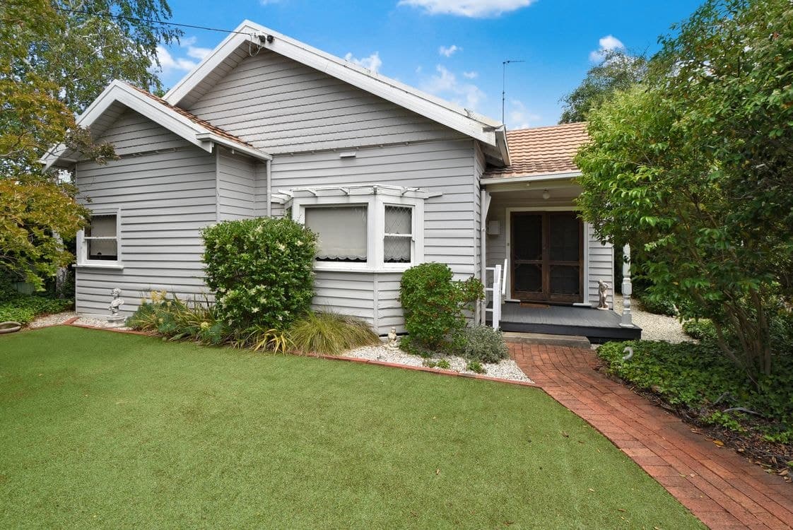 13 Sunnyside Avenue, HORSHAM, VIC 3400, Horsham - Thumbnail 2