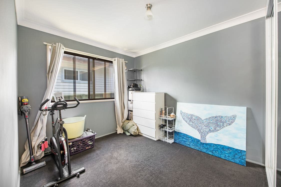 4 Merrendale Avenue, GOROKAN, NSW 2263, Gorokan - Thumbnail 4