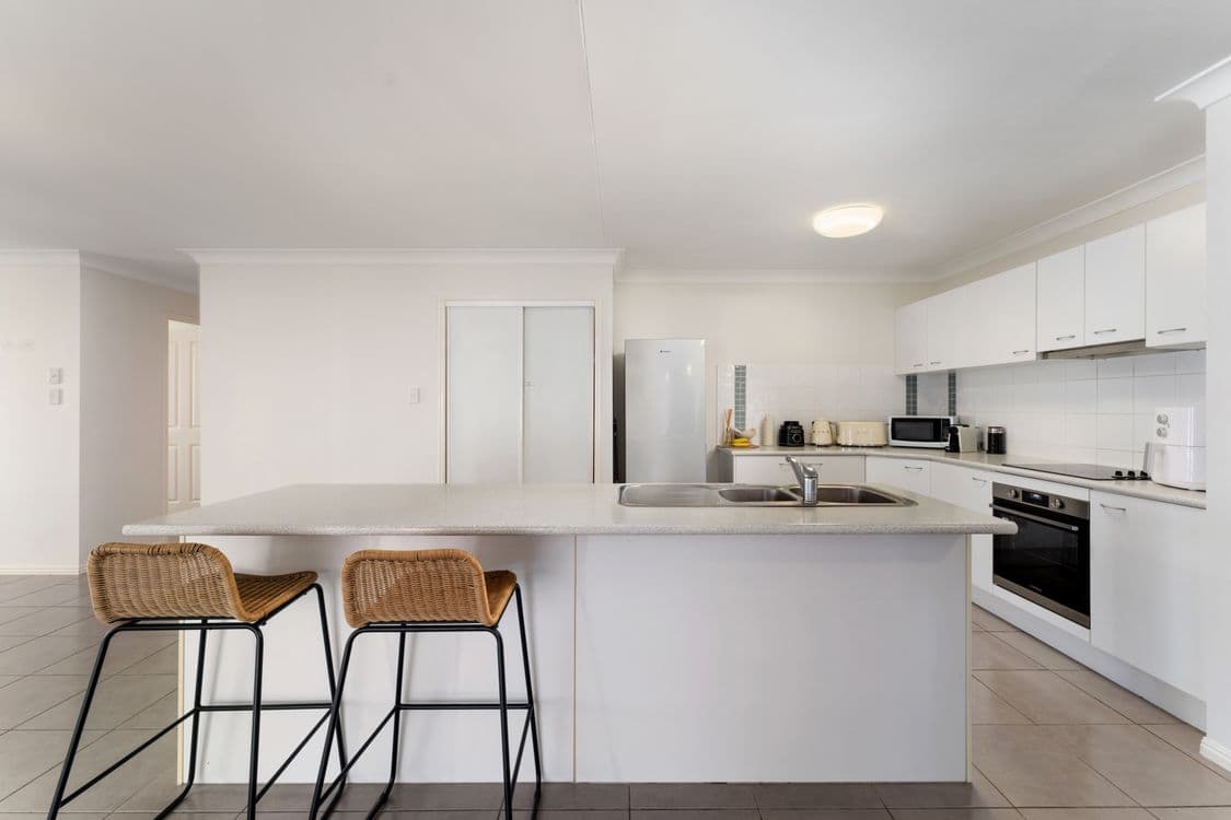 3 Tallis Street, WAKERLEY, QLD 4154, Wakerley - Thumbnail 2