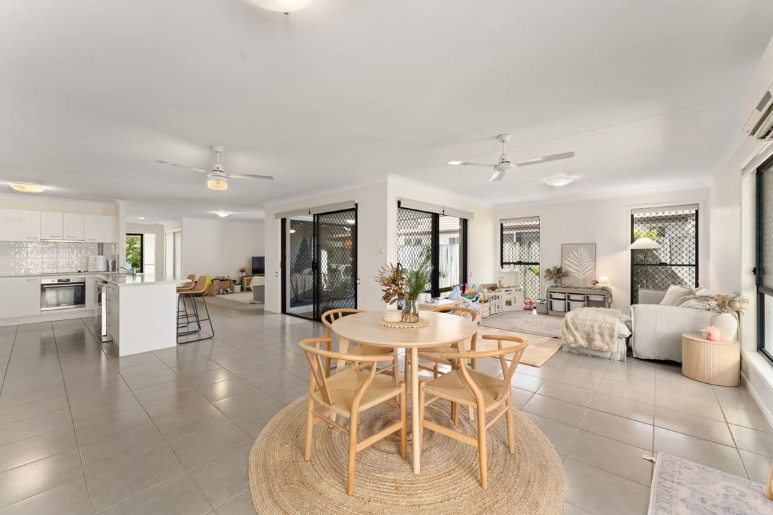 3 Tallis Street, WAKERLEY, QLD 4154, Wakerley - Thumbnail 4