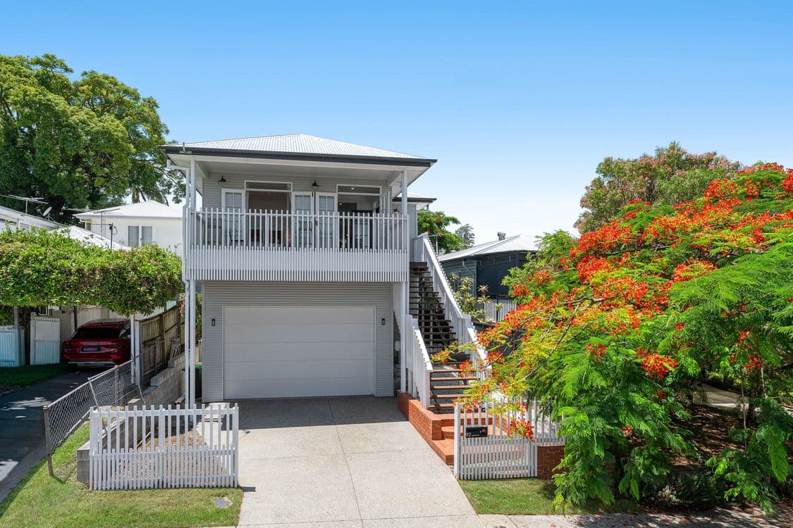 92 Cedar Street, WYNNUM, QLD 4178, Wynnum - Thumbnail 2